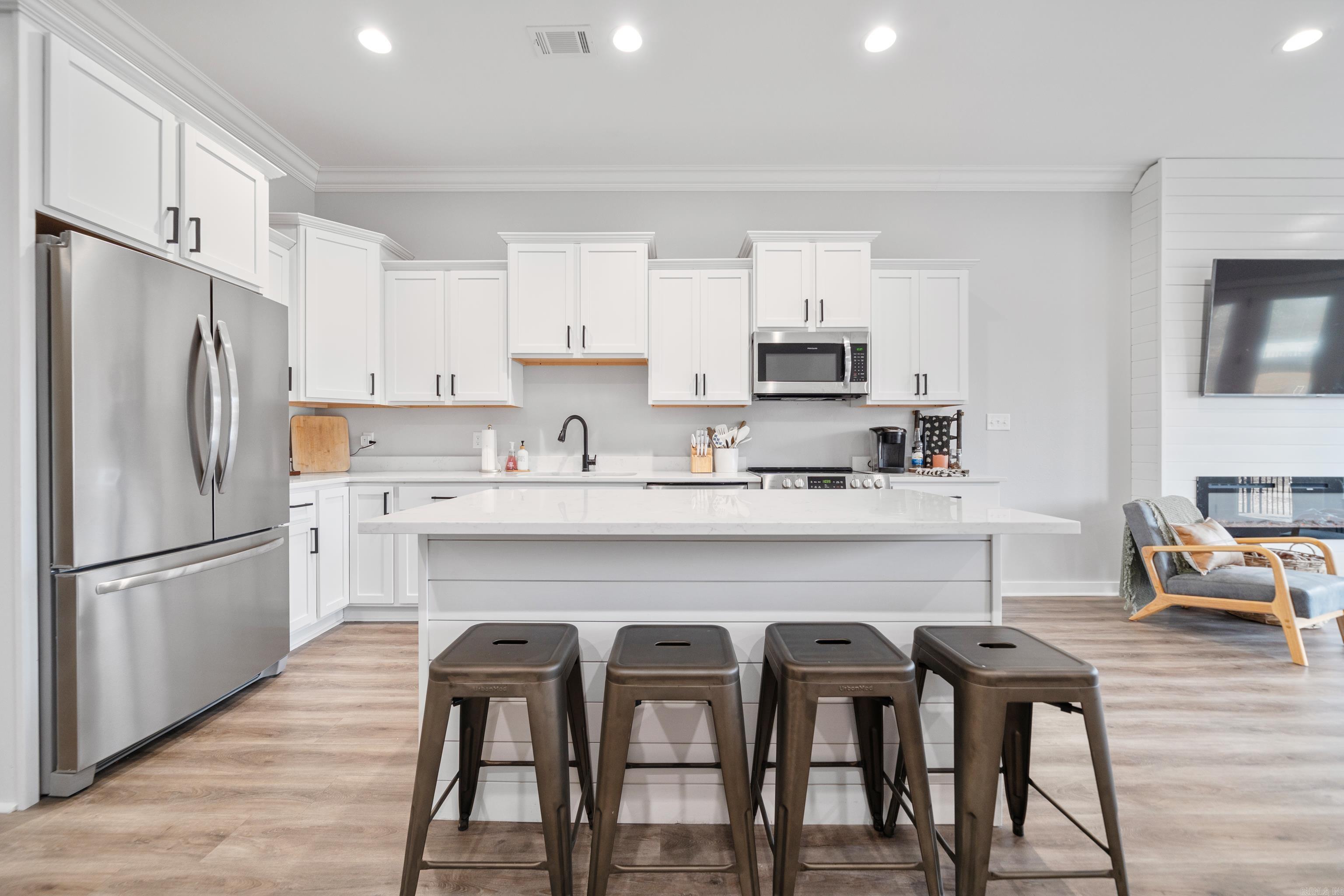 215 Long Beach  Hot Springs, AR