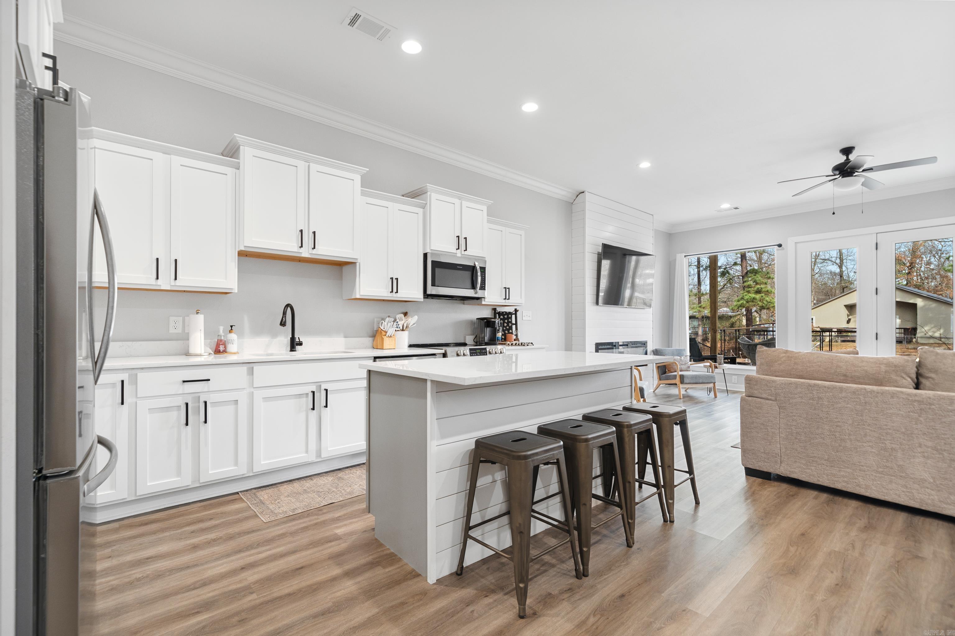 215 Long Beach  Hot Springs, AR