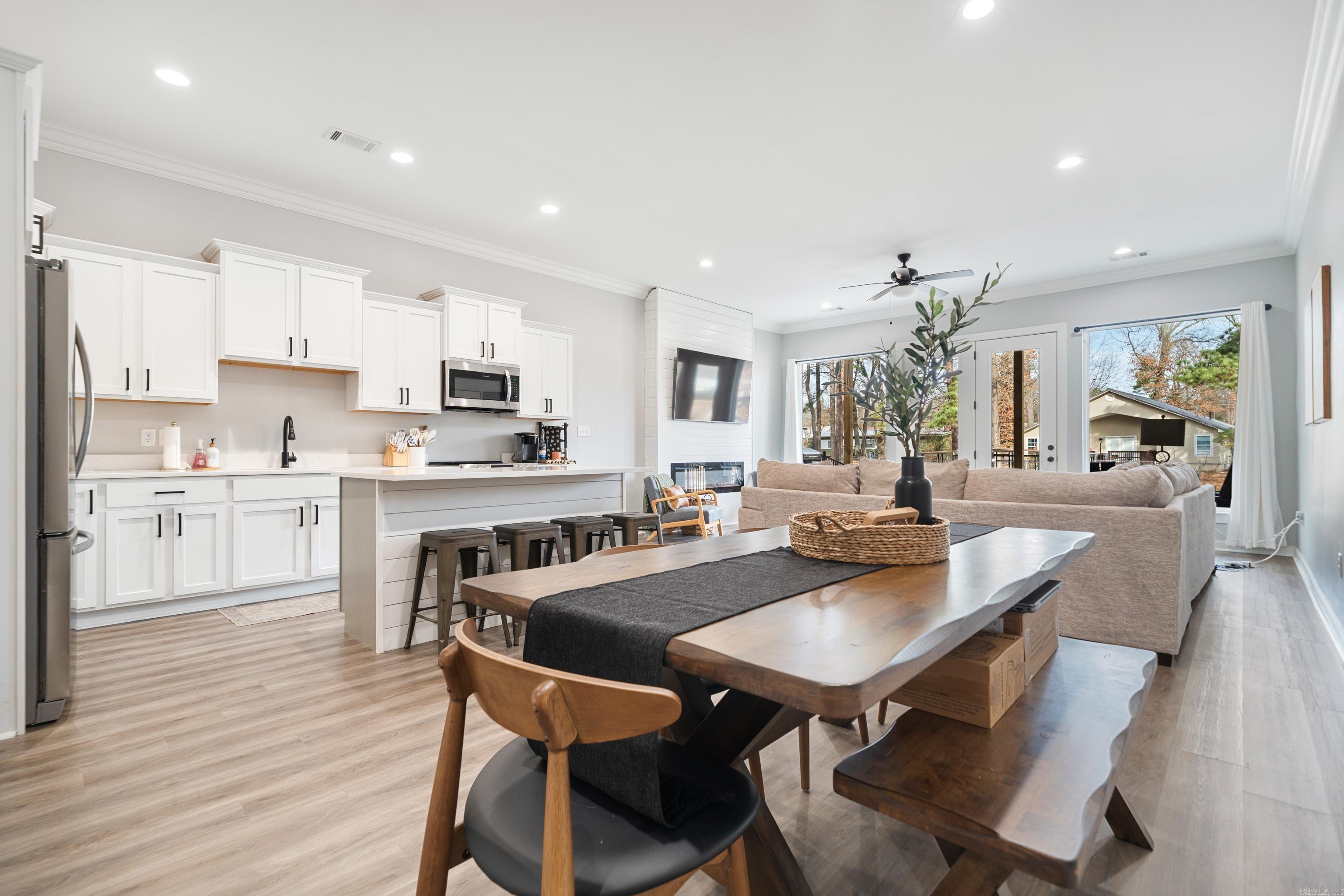 215 Long Beach  Hot Springs, AR