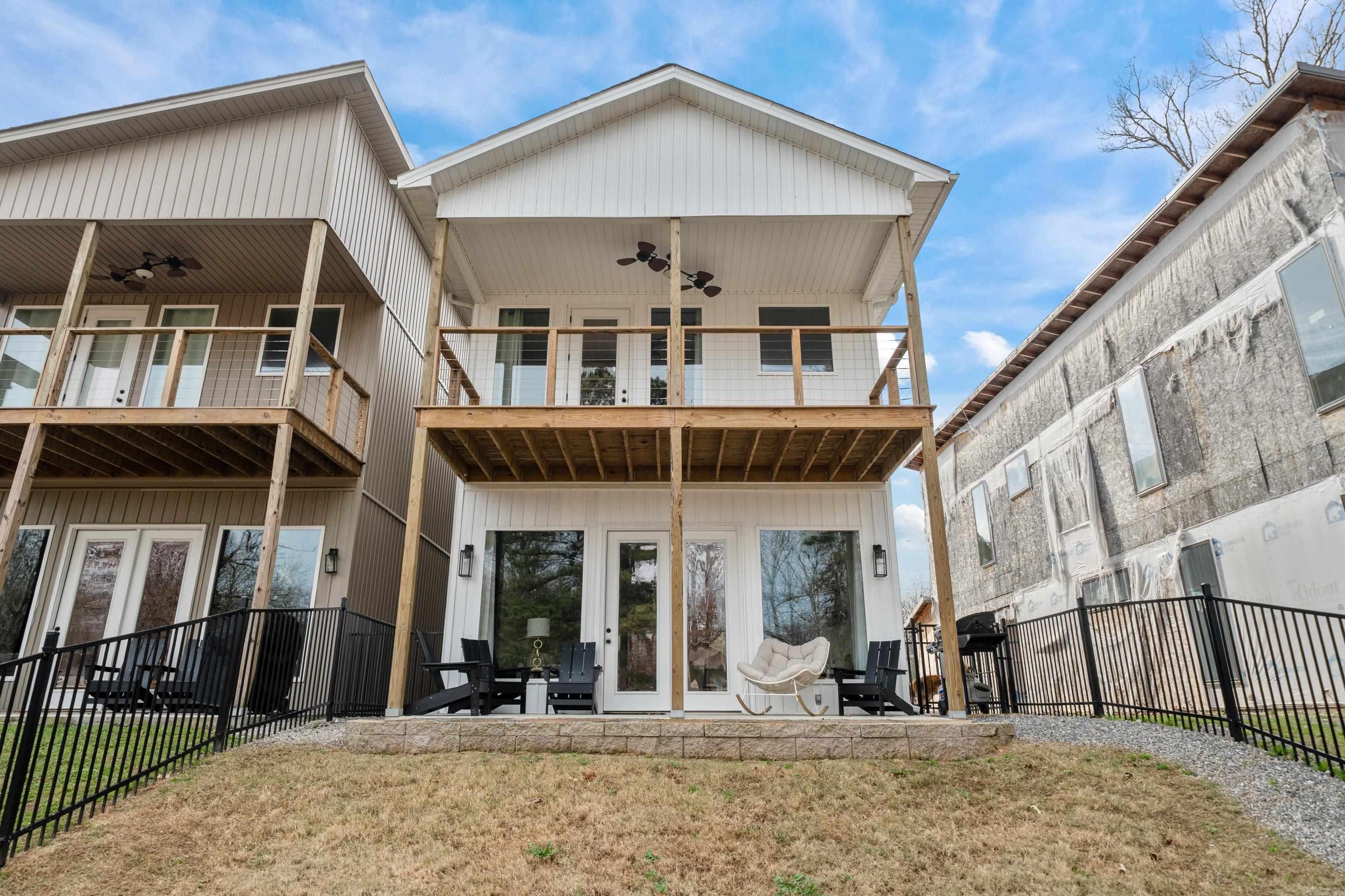 215 Long Beach  Hot Springs, AR