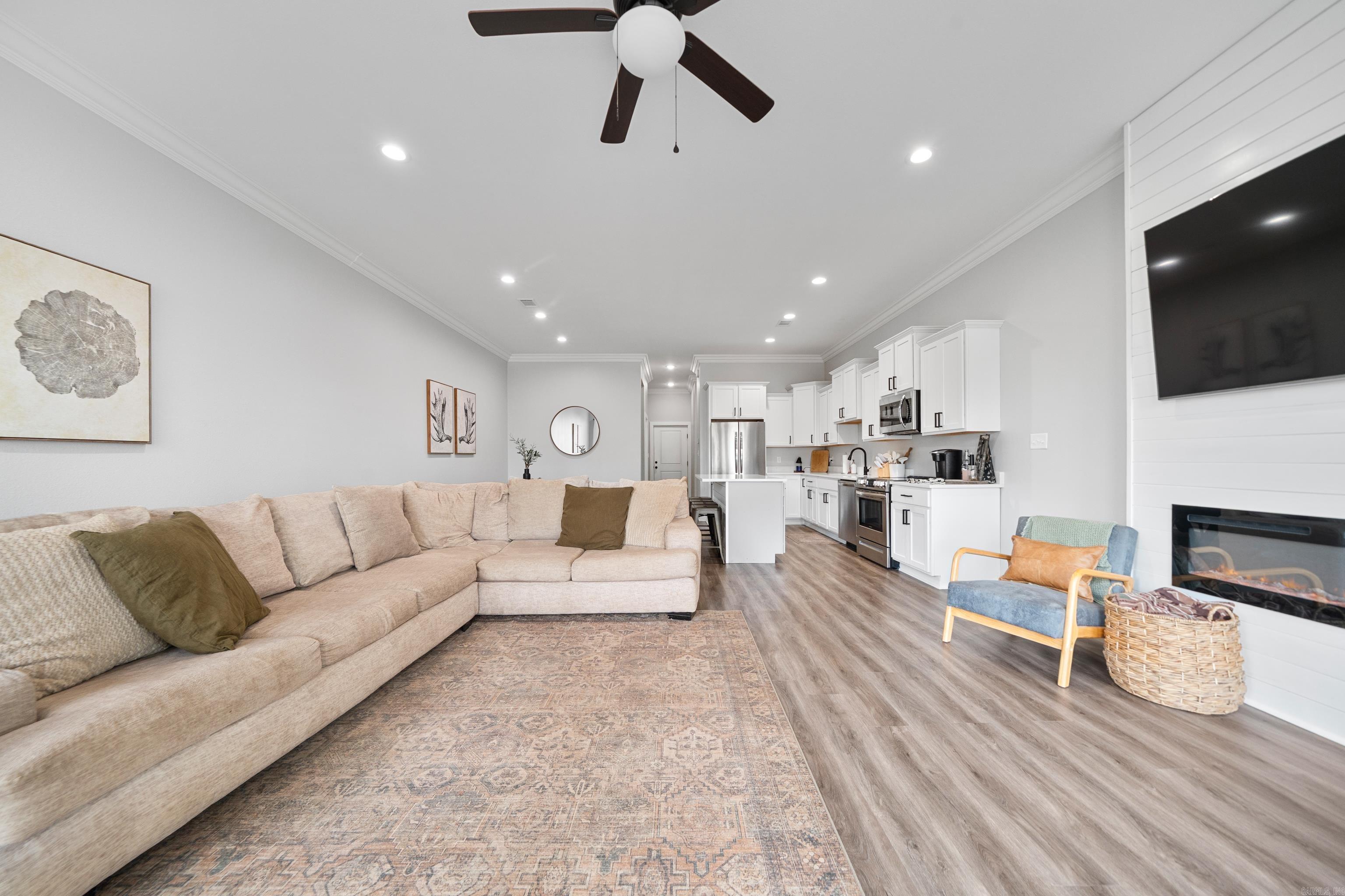 215 Long Beach  Hot Springs, AR