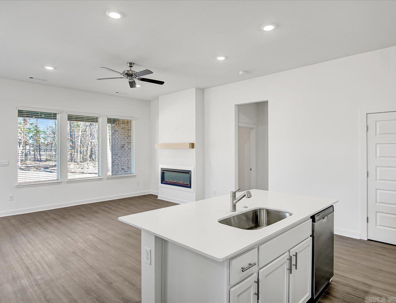 623 Riley Lane Maumelle, AR 72113