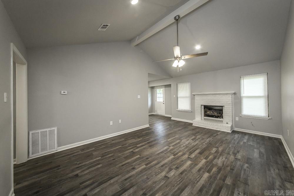 16 Frances  Cabot, AR