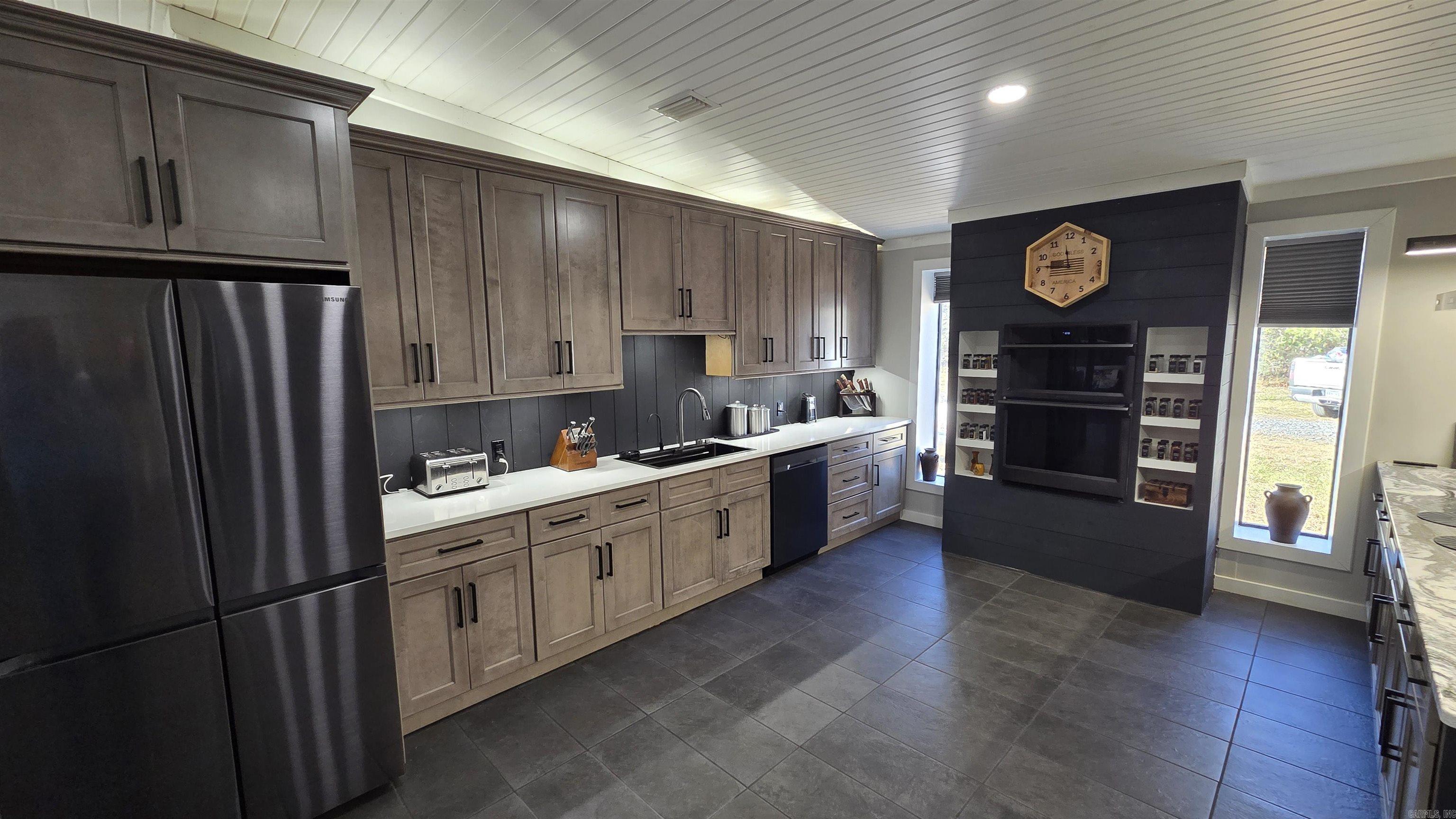 157 Victory  Shirley, AR