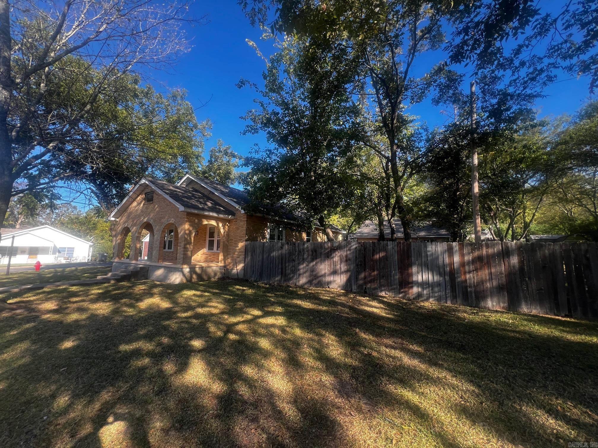 300 Gardner  Hot Springs, AR