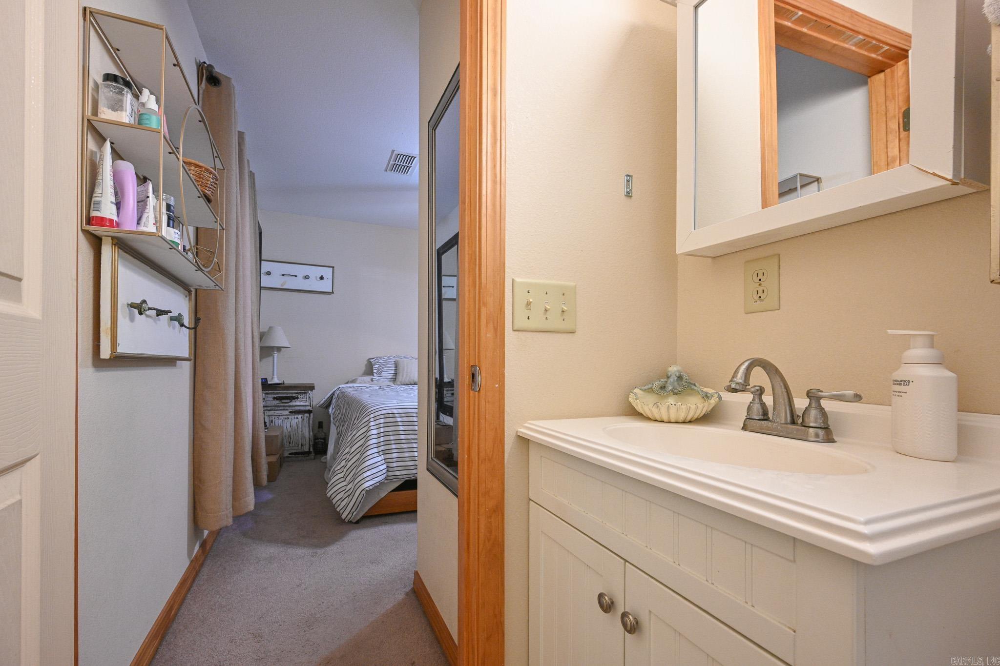 1611 Hamilton  Mena, AR