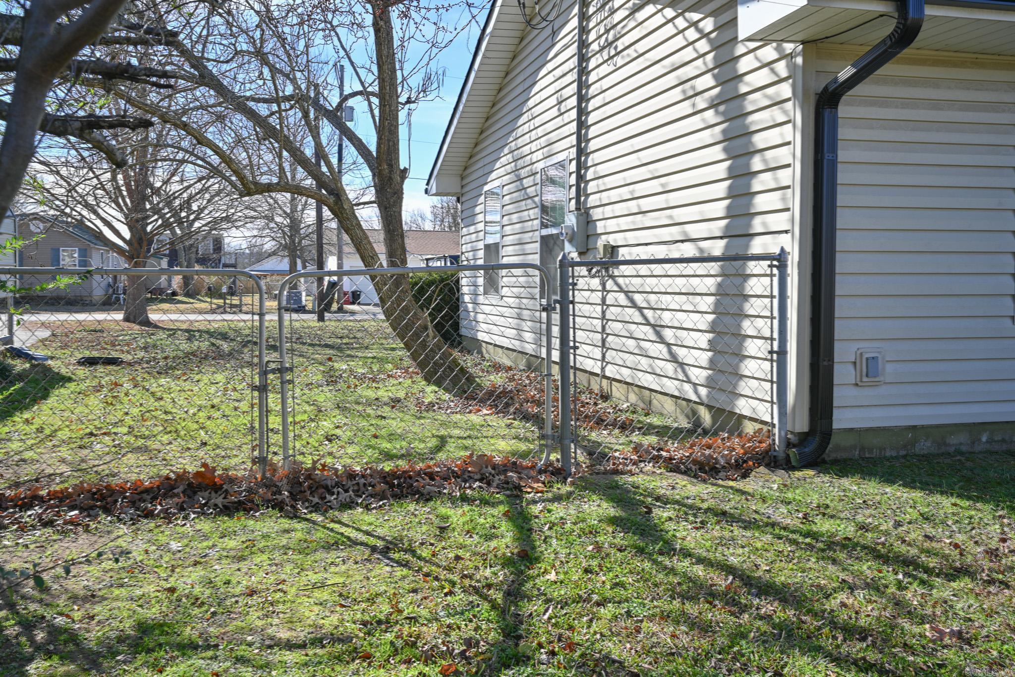 1611 Hamilton  Mena, AR