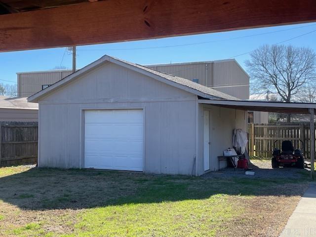 1302 E 20th  Stuttgart, AR