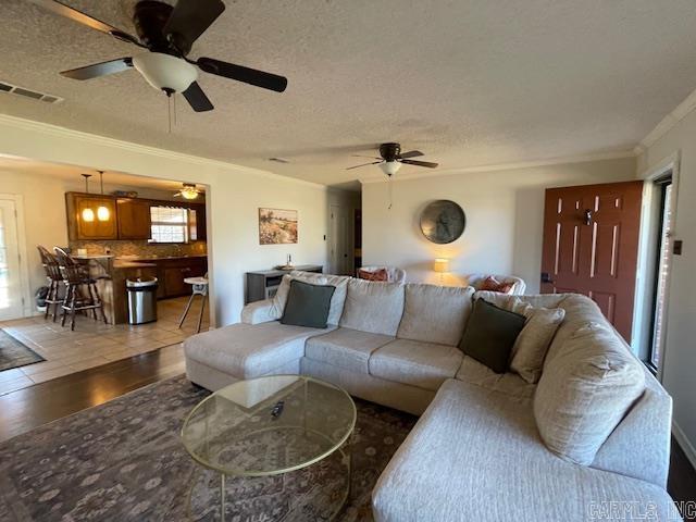 1302 E 20th  Stuttgart, AR