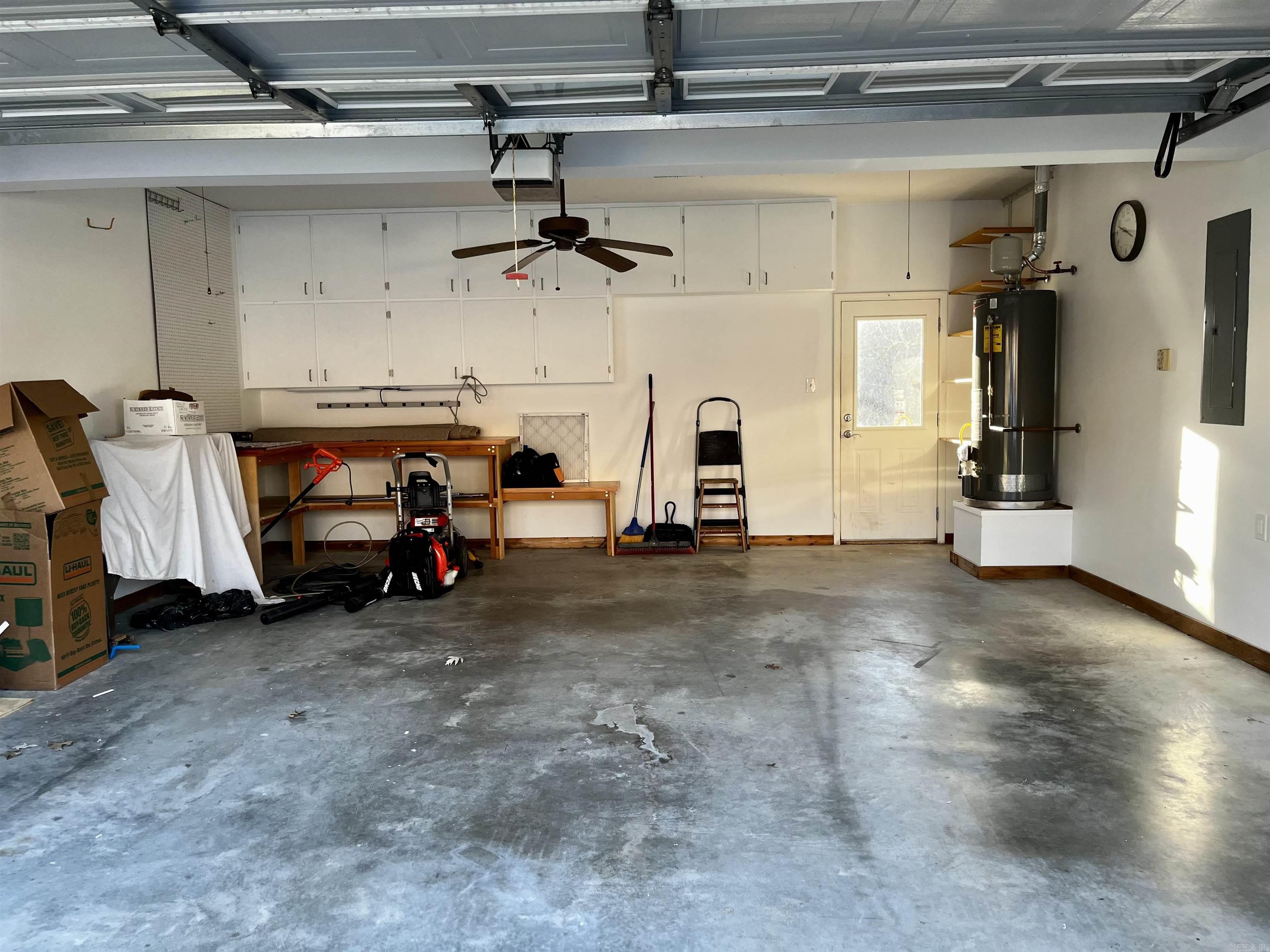 2104 Huntleigh Little Rock, AR 72212