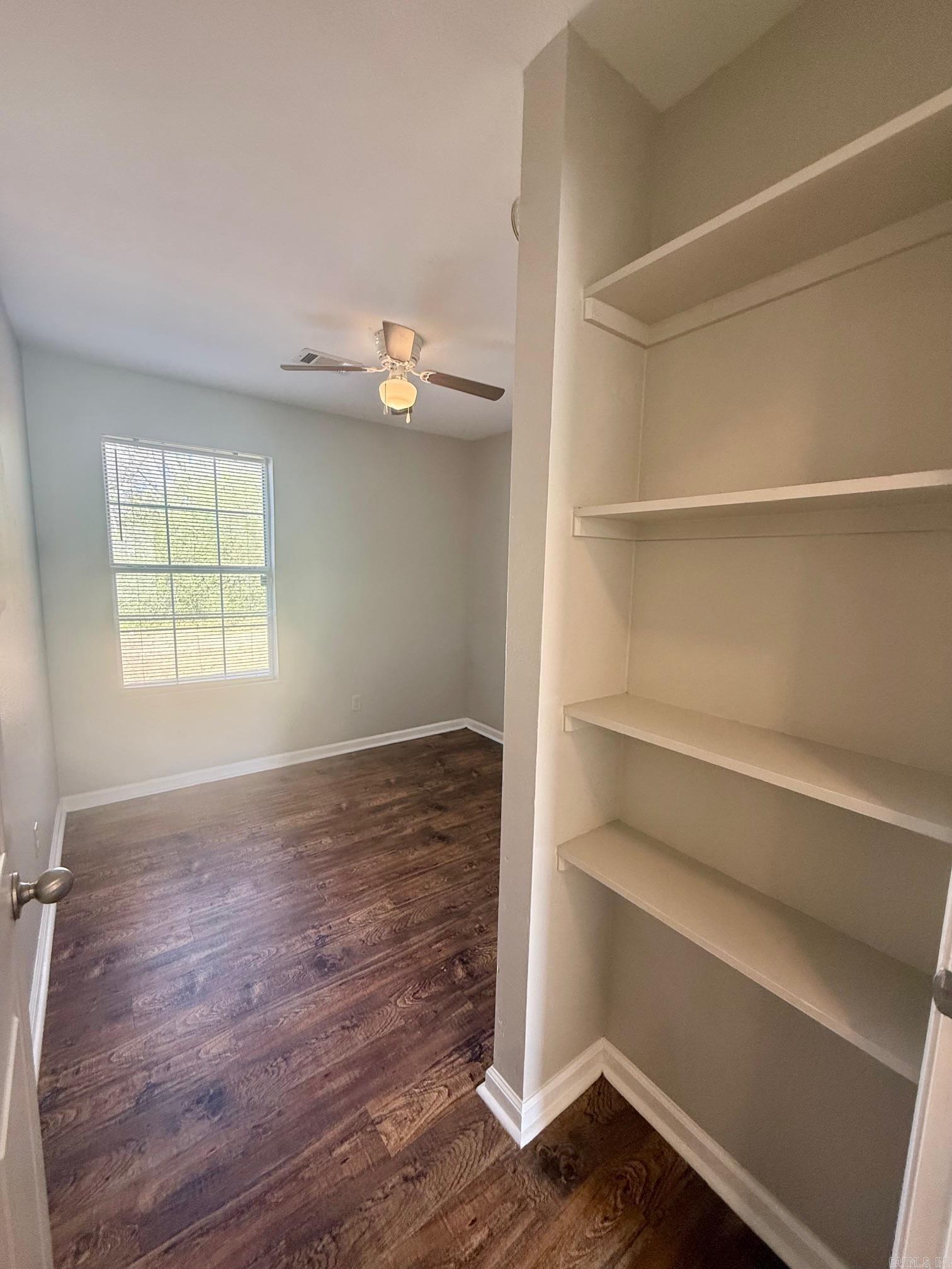 1712 Dixie  Benton, AR