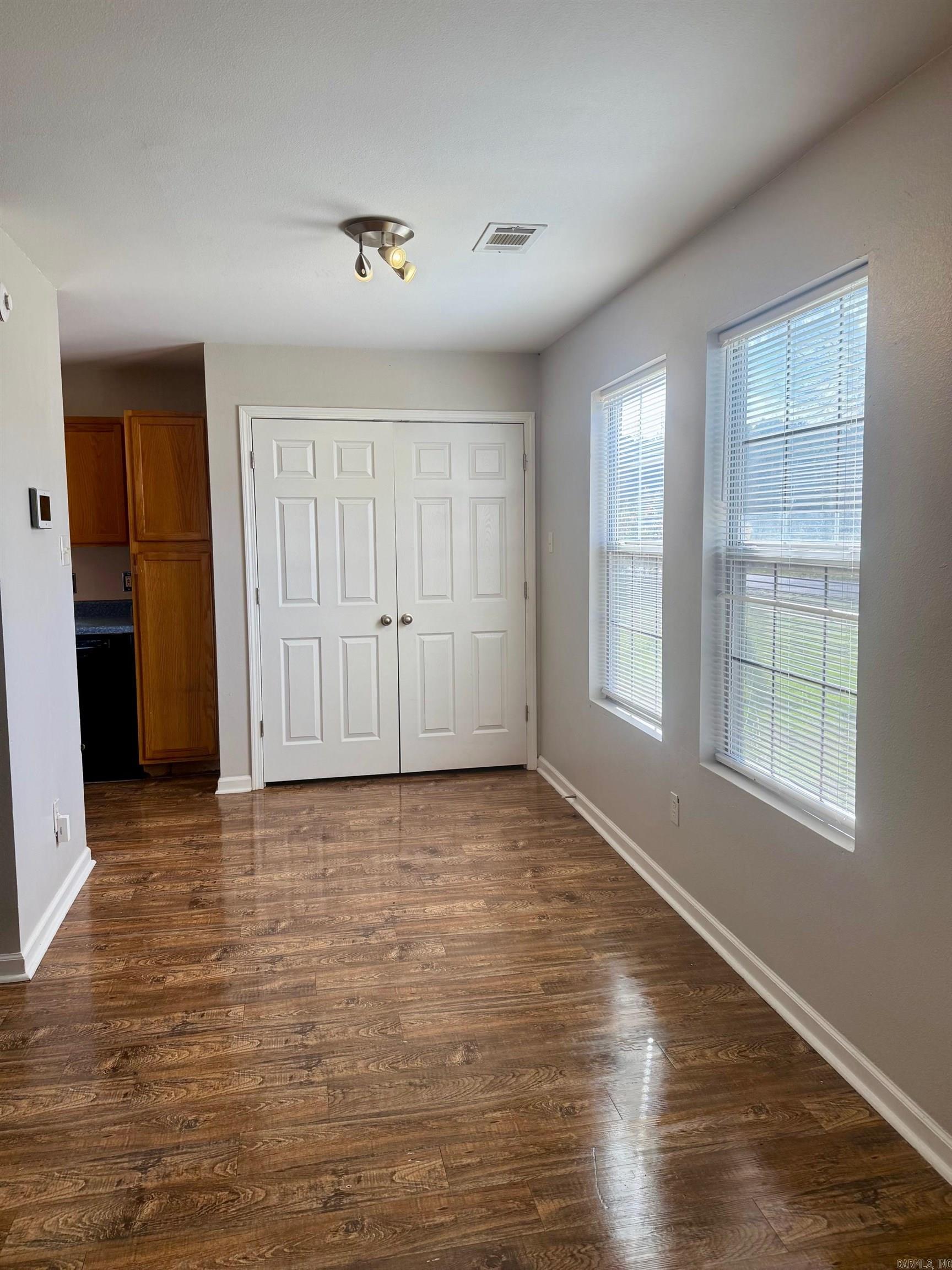 1712 Dixie  Benton, AR