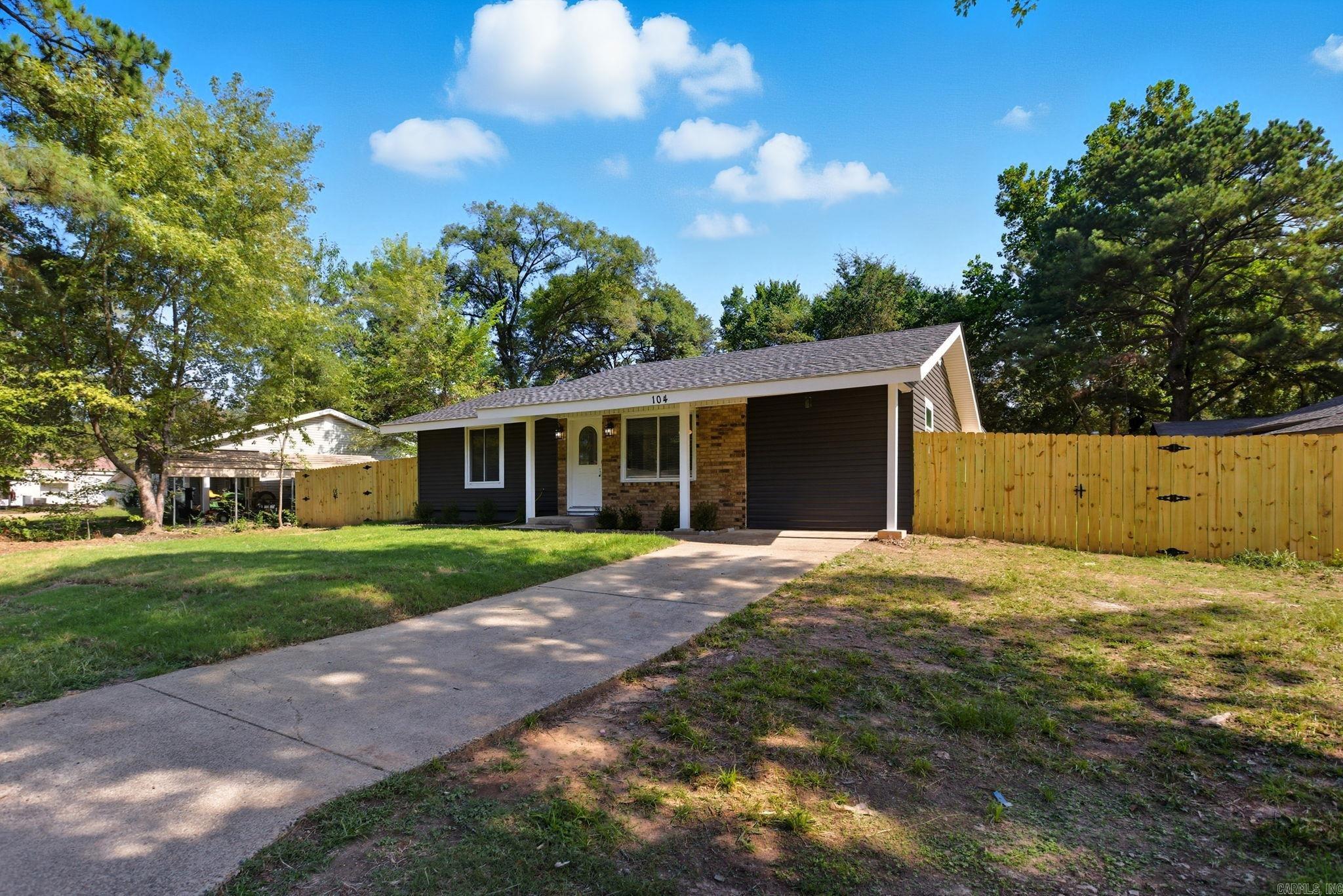 104 Squire  Hot Springs, AR