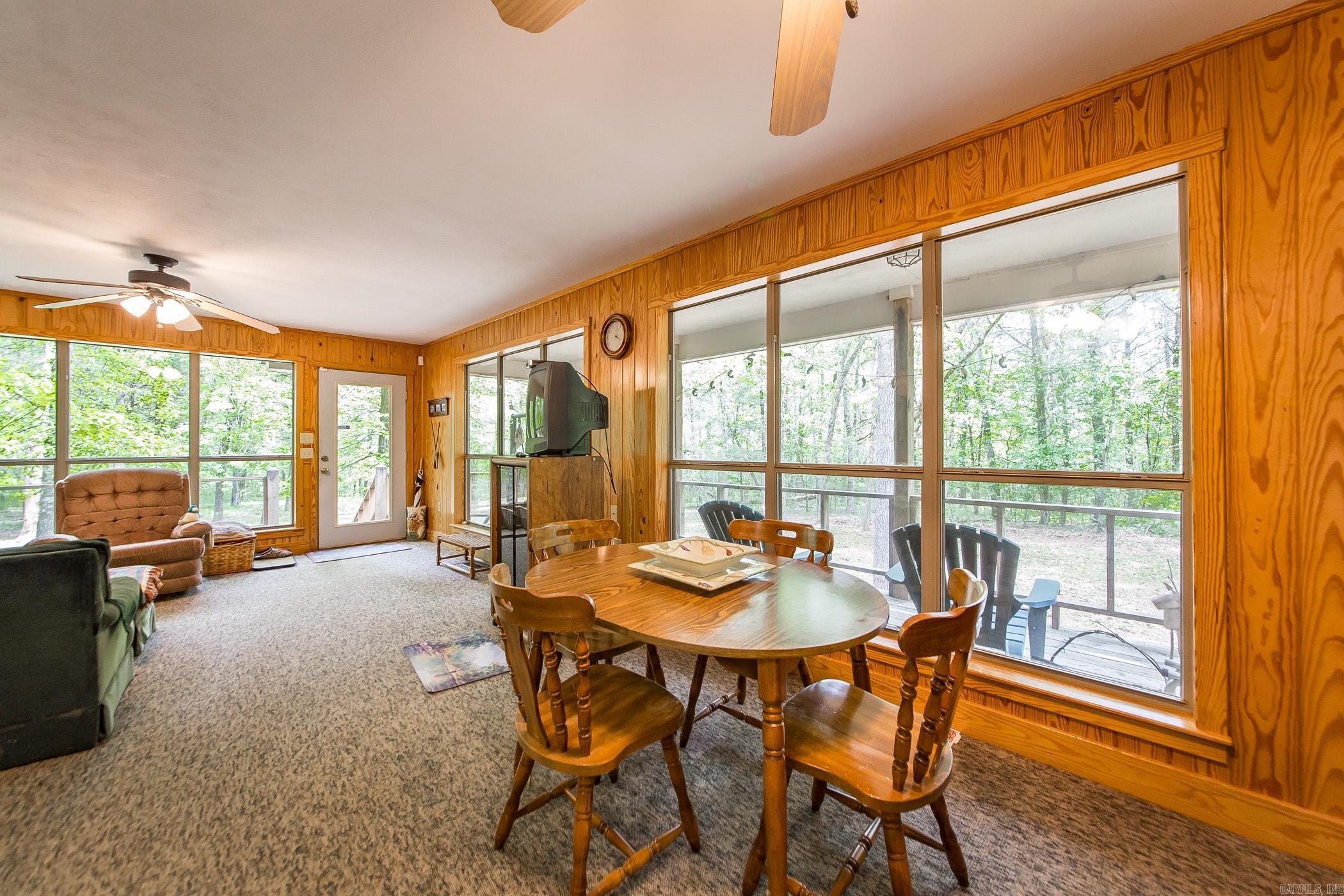 143 Hurricane Dr. Greers Ferry, AR 72067