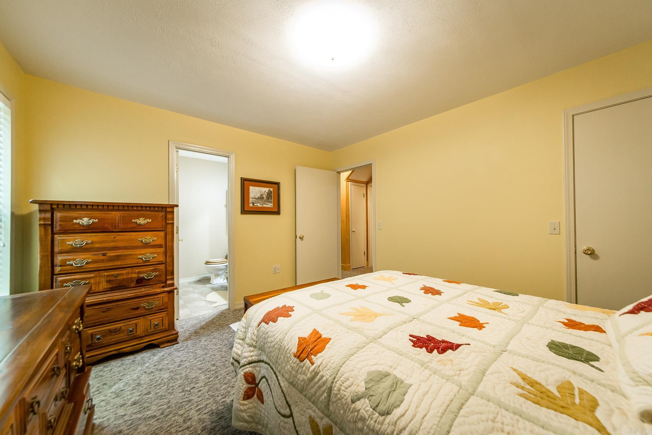 143 Hurricane Dr. Greers Ferry, AR 72067