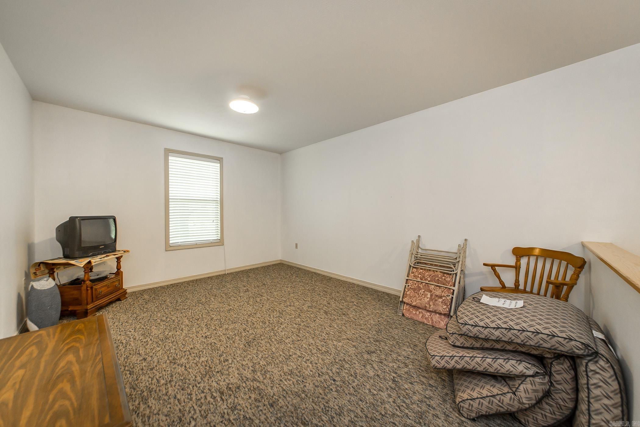 143 Hurricane Dr. Greers Ferry, AR 72067