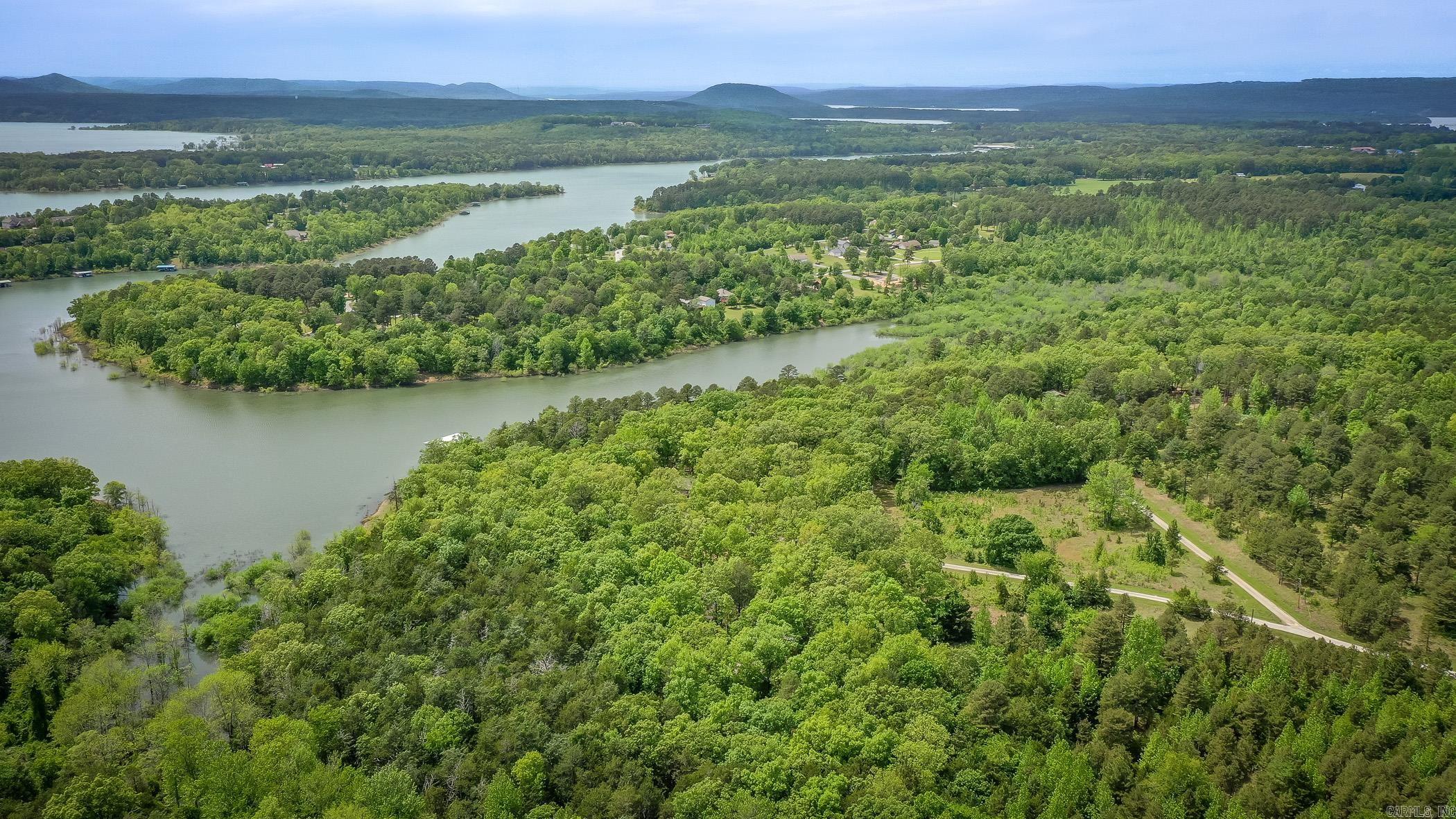 143 Hurricane Dr. Greers Ferry, AR 72067