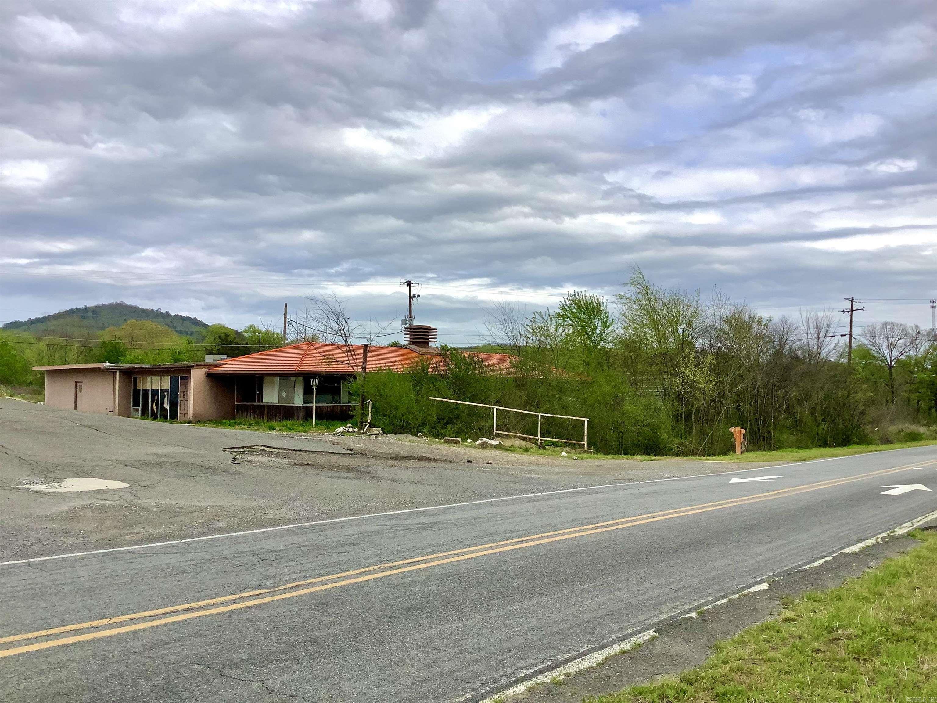 1875 E Grand  Hot Springs, AR