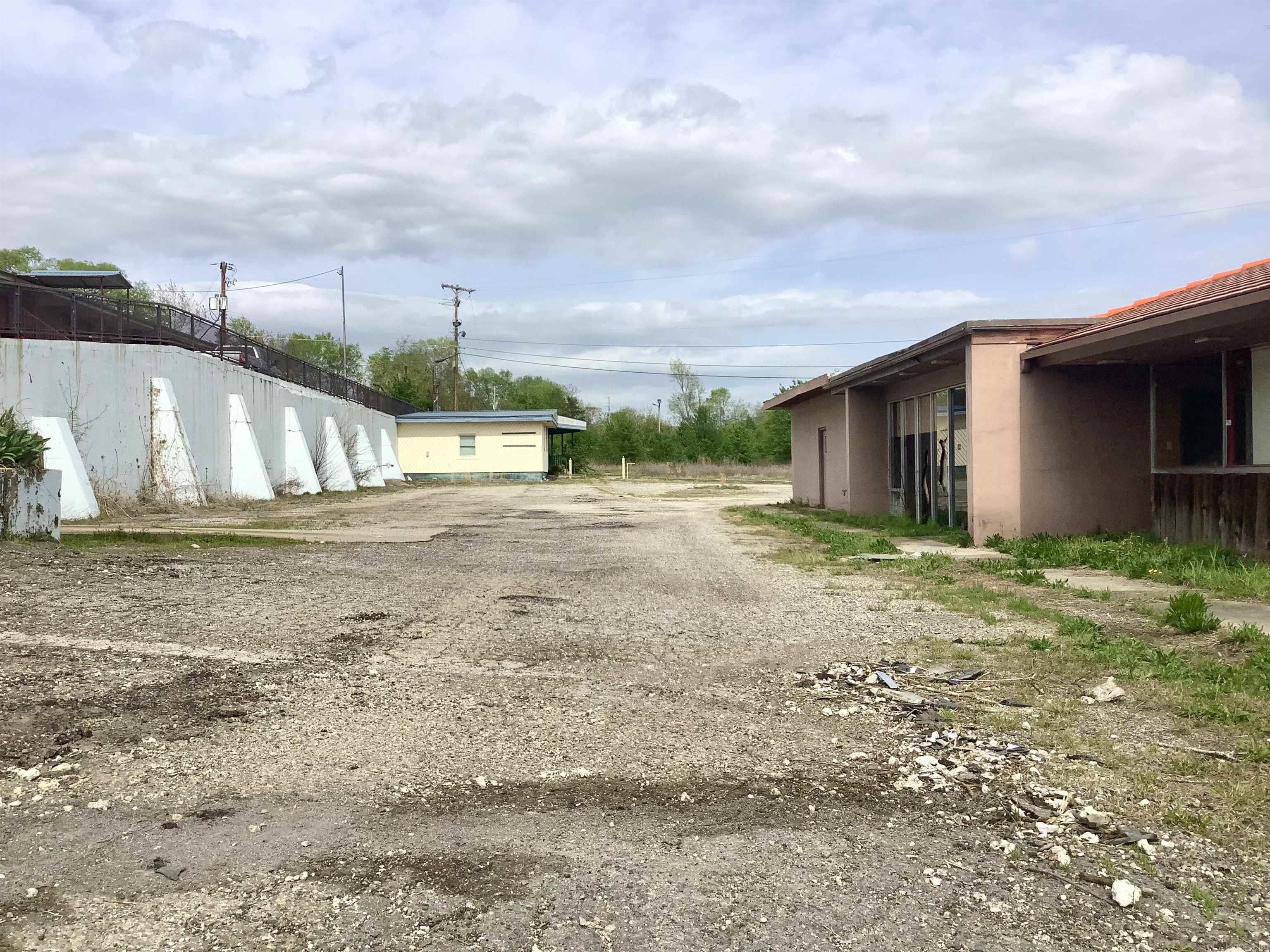 1875 E Grand  Hot Springs, AR