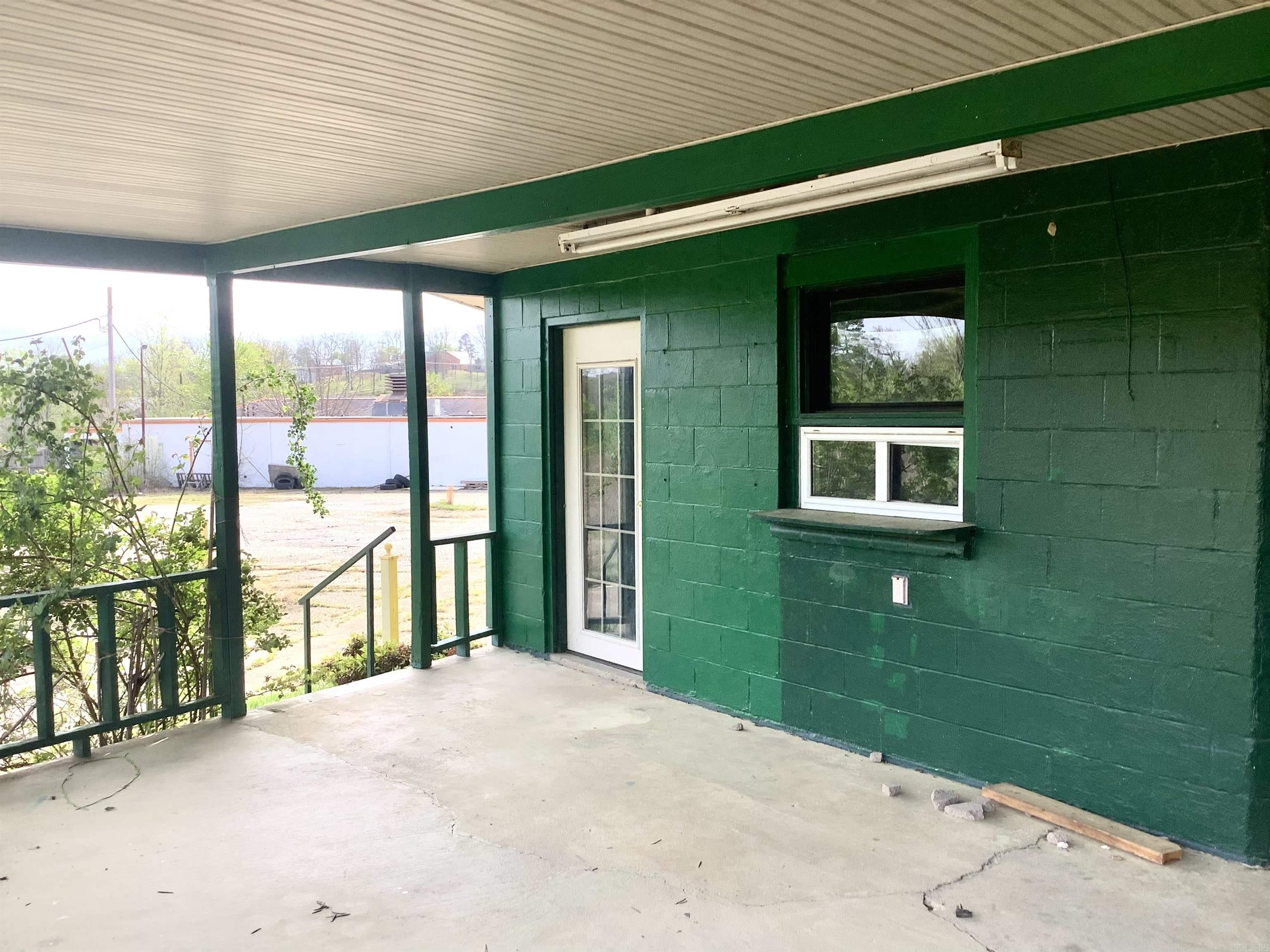 1875 E Grand  Hot Springs, AR