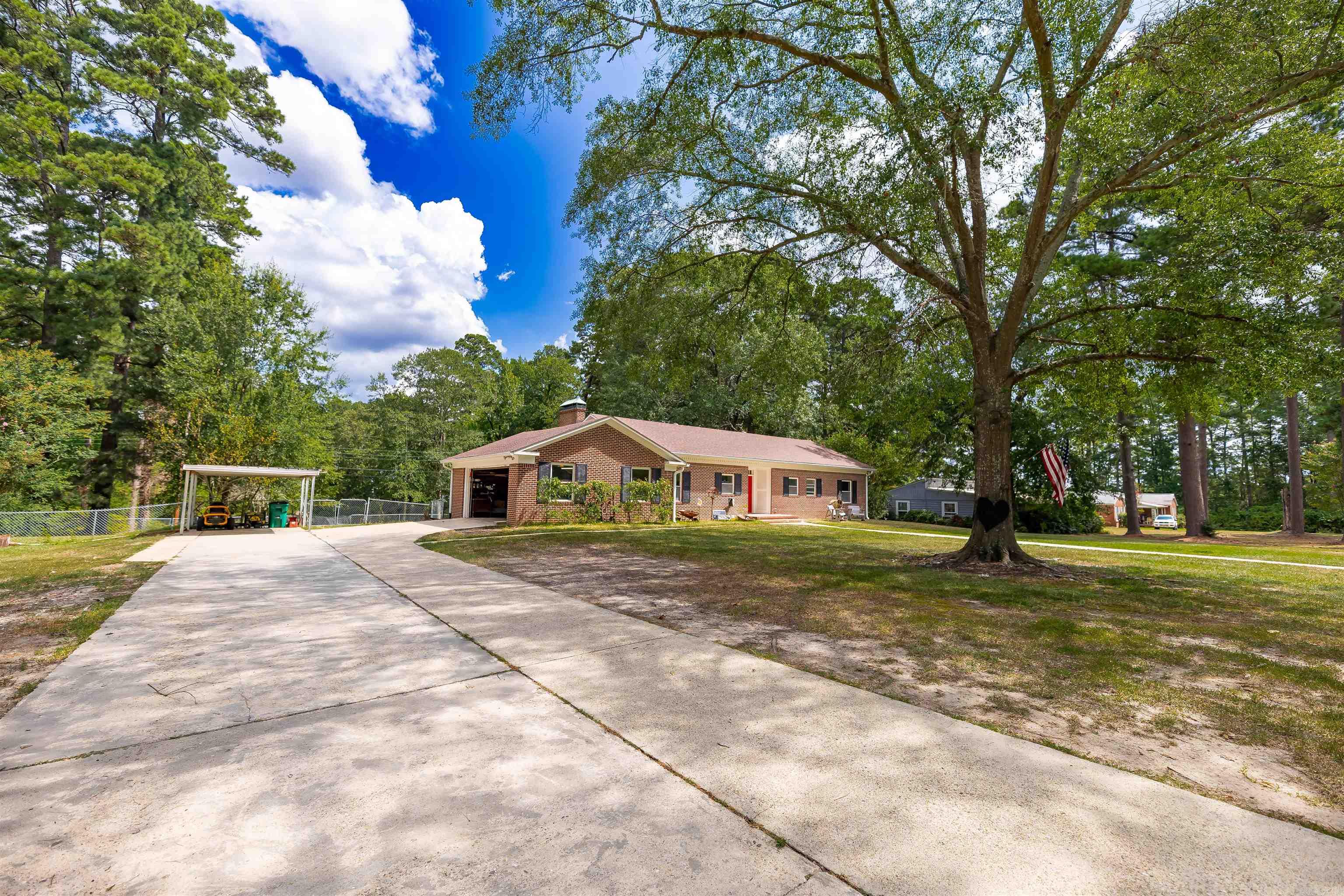 410 Maple Hill St  El Dorado, AR
