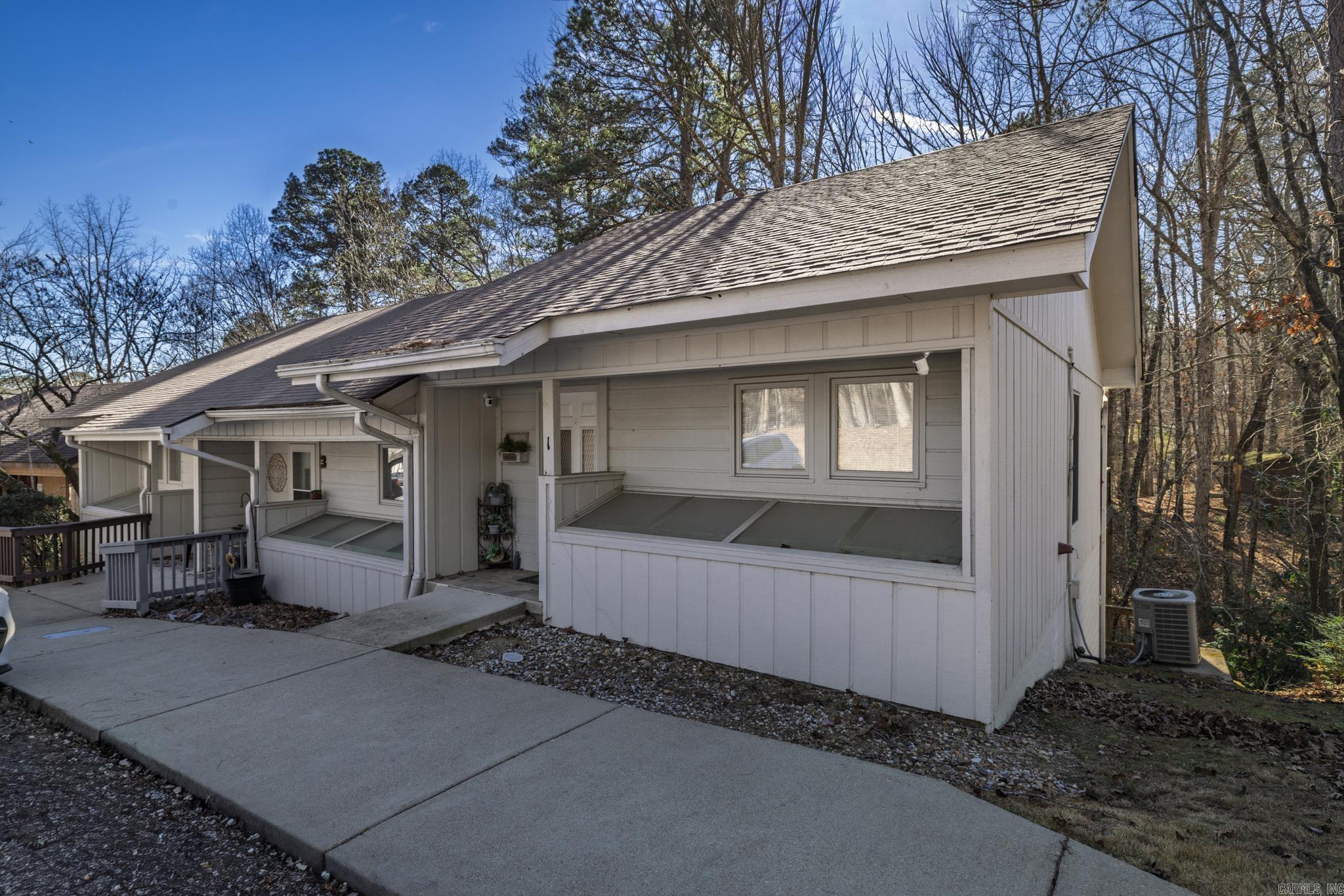 1 Gailosa  Hot Springs Village, AR