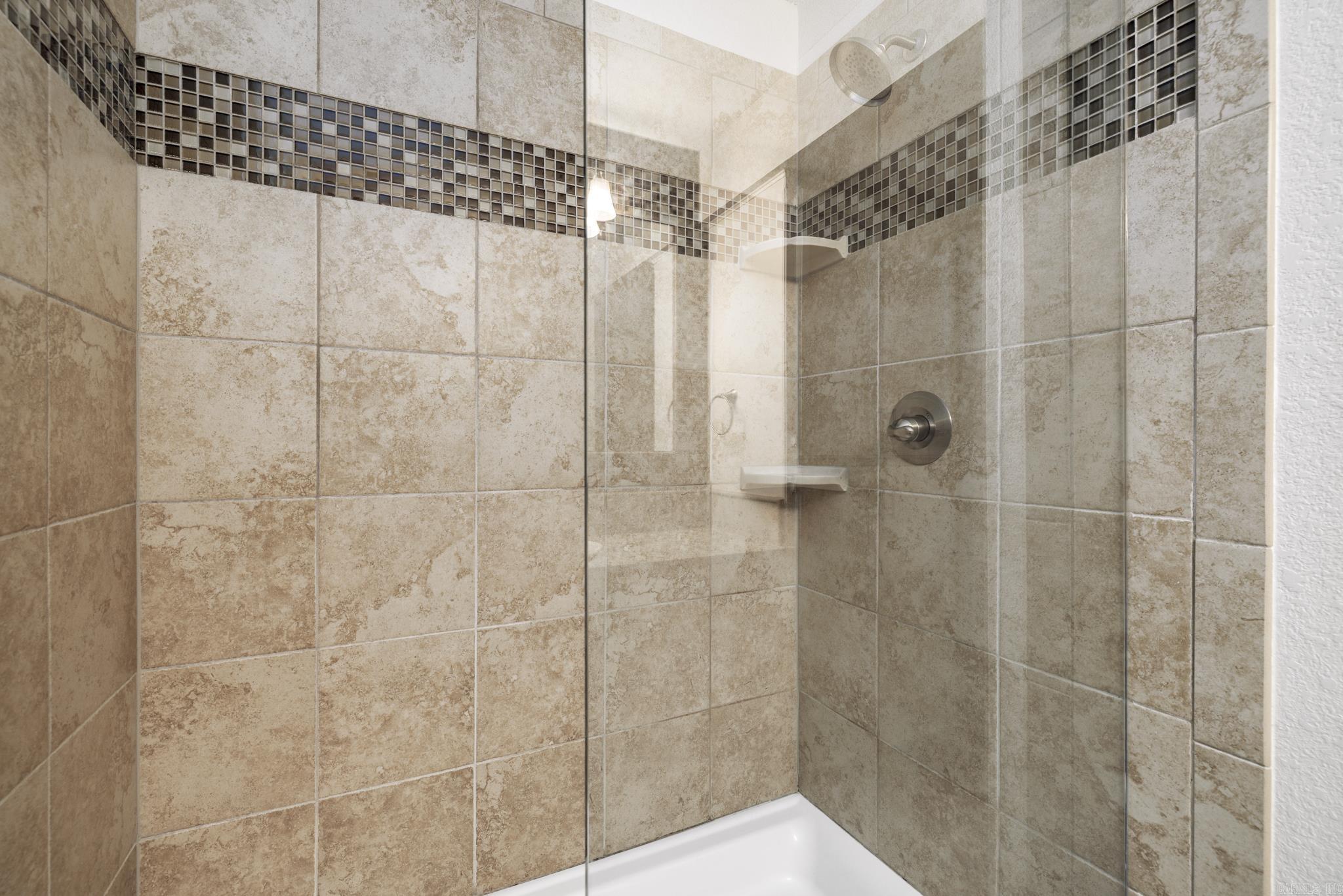 1 Gailosa  Hot Springs Village, AR