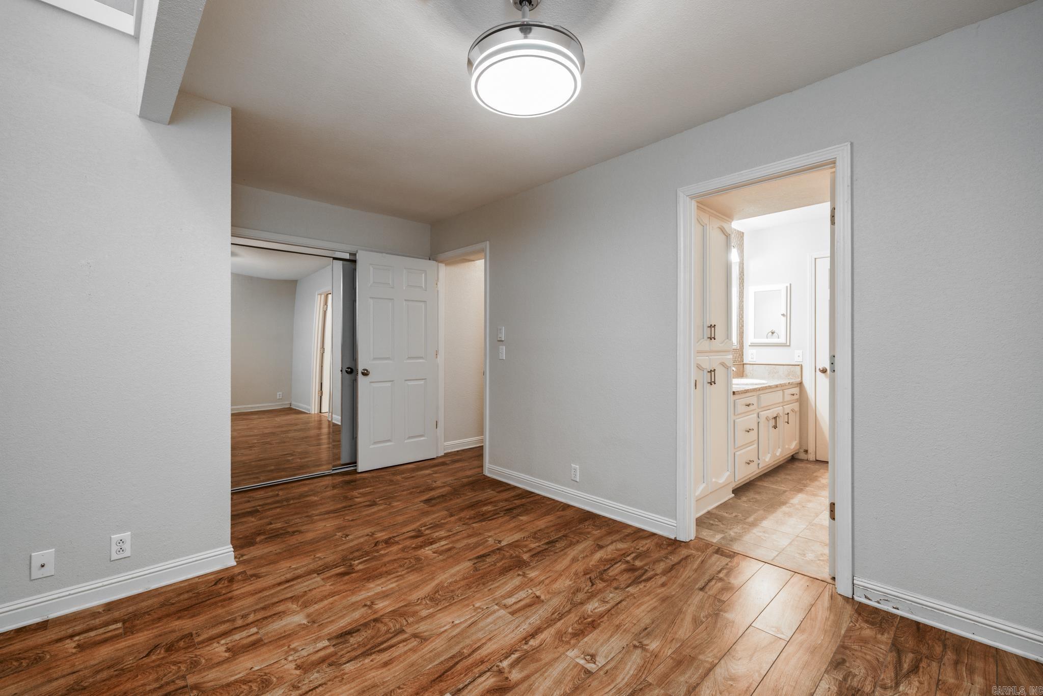 1 Gailosa  Hot Springs Village, AR