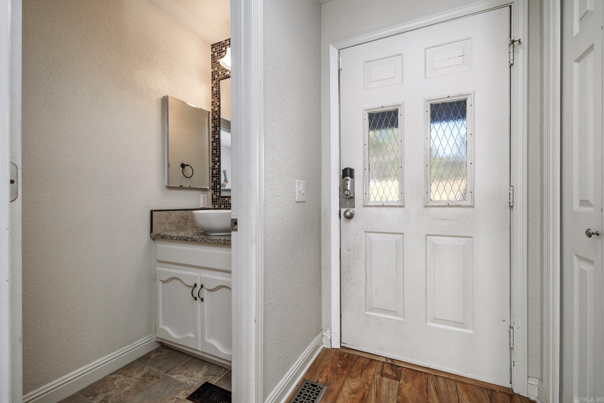 1 Gailosa  Hot Springs Village, AR