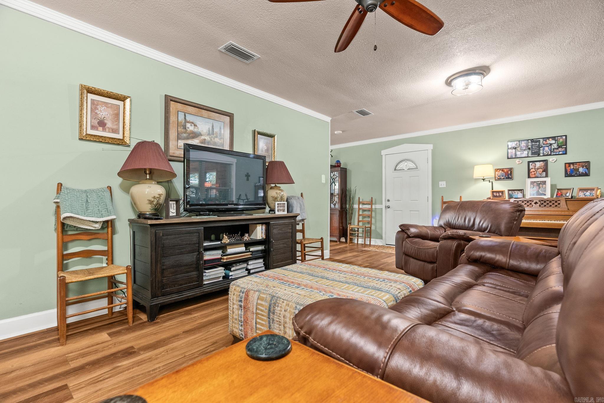 1 Cedar Oaks Dr  Conway, AR