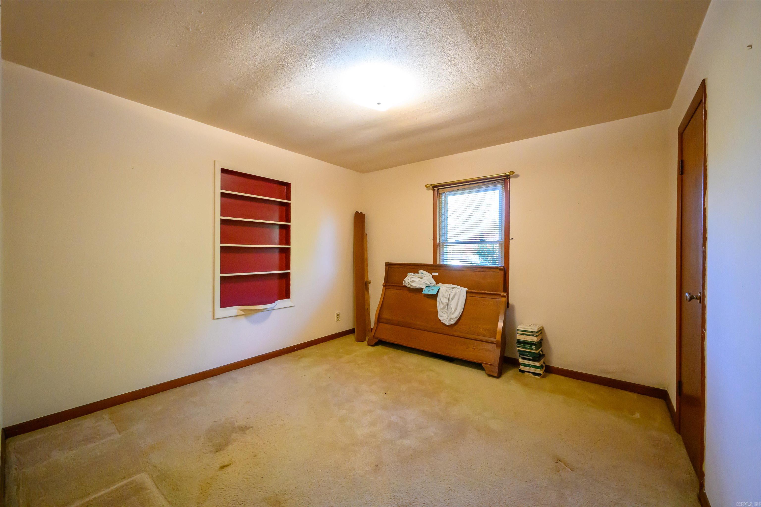 515 E Center  Cave City, AR