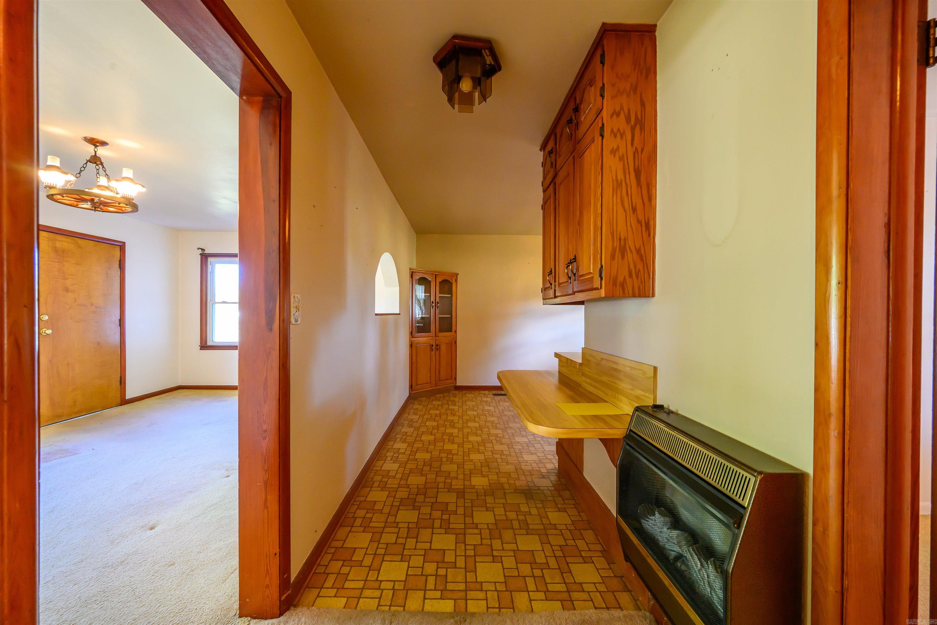 515 E Center  Cave City, AR