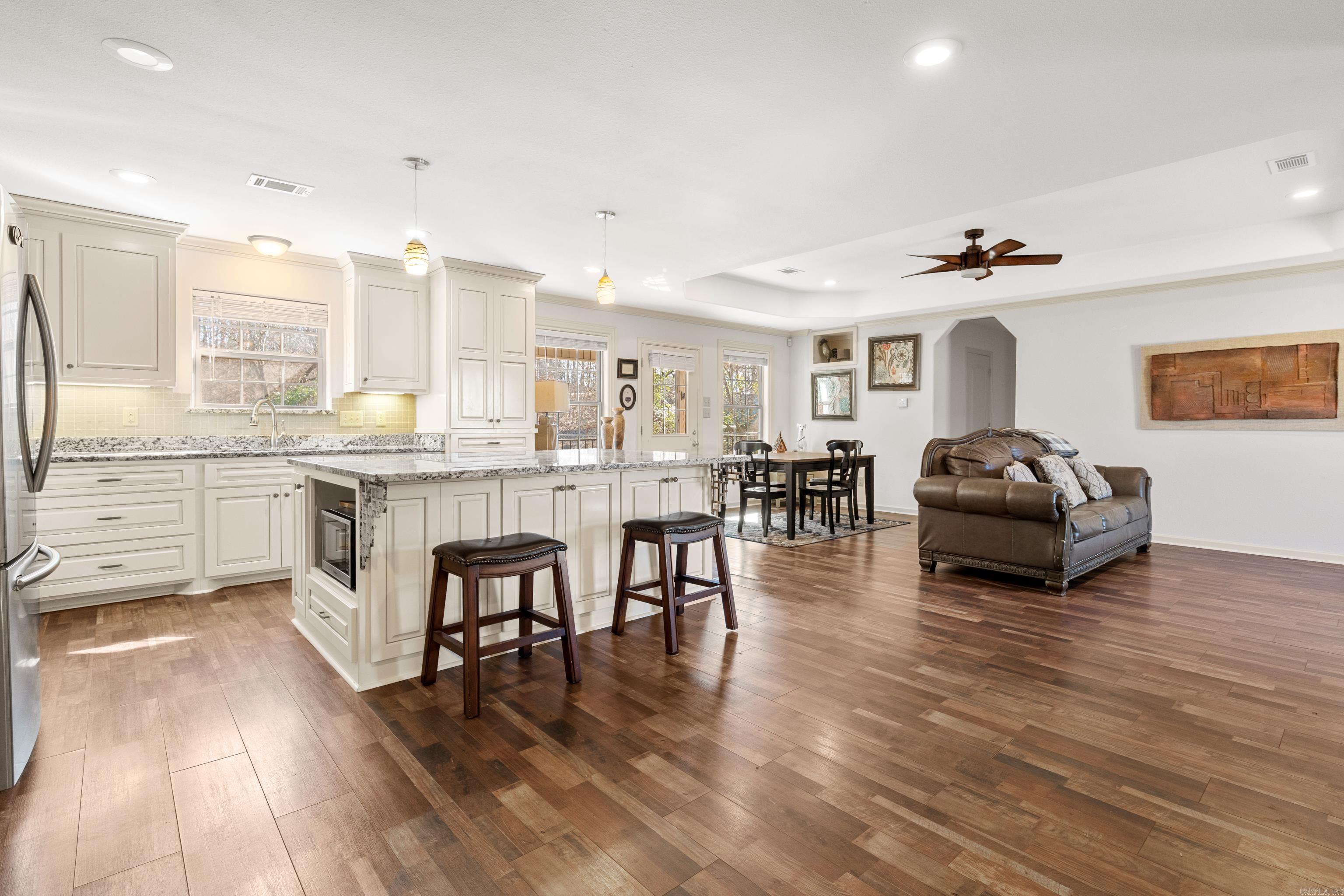 115 Pineknoll Point Hot Springs, AR 71913