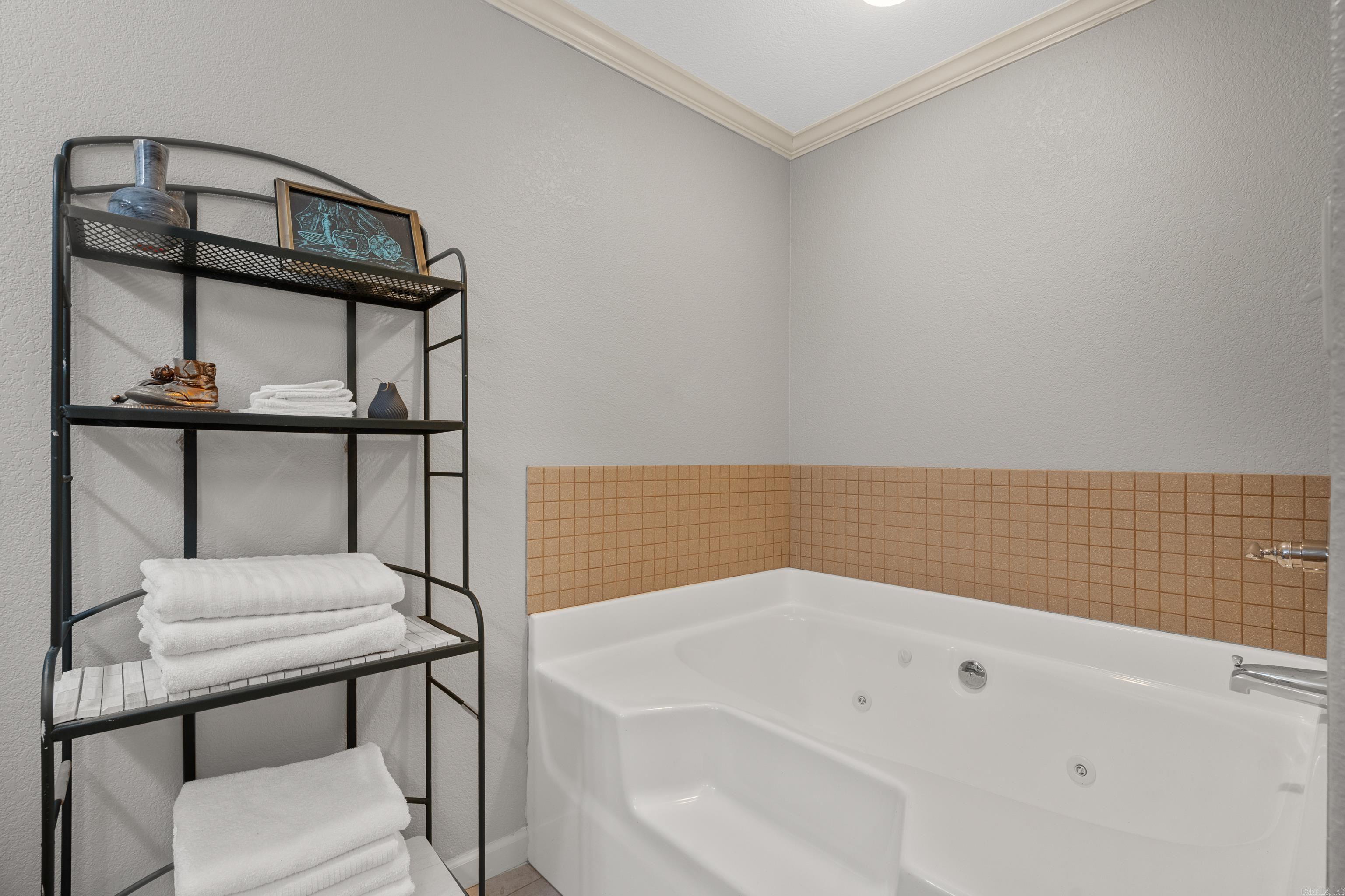 115 Pineknoll  Hot Springs, AR