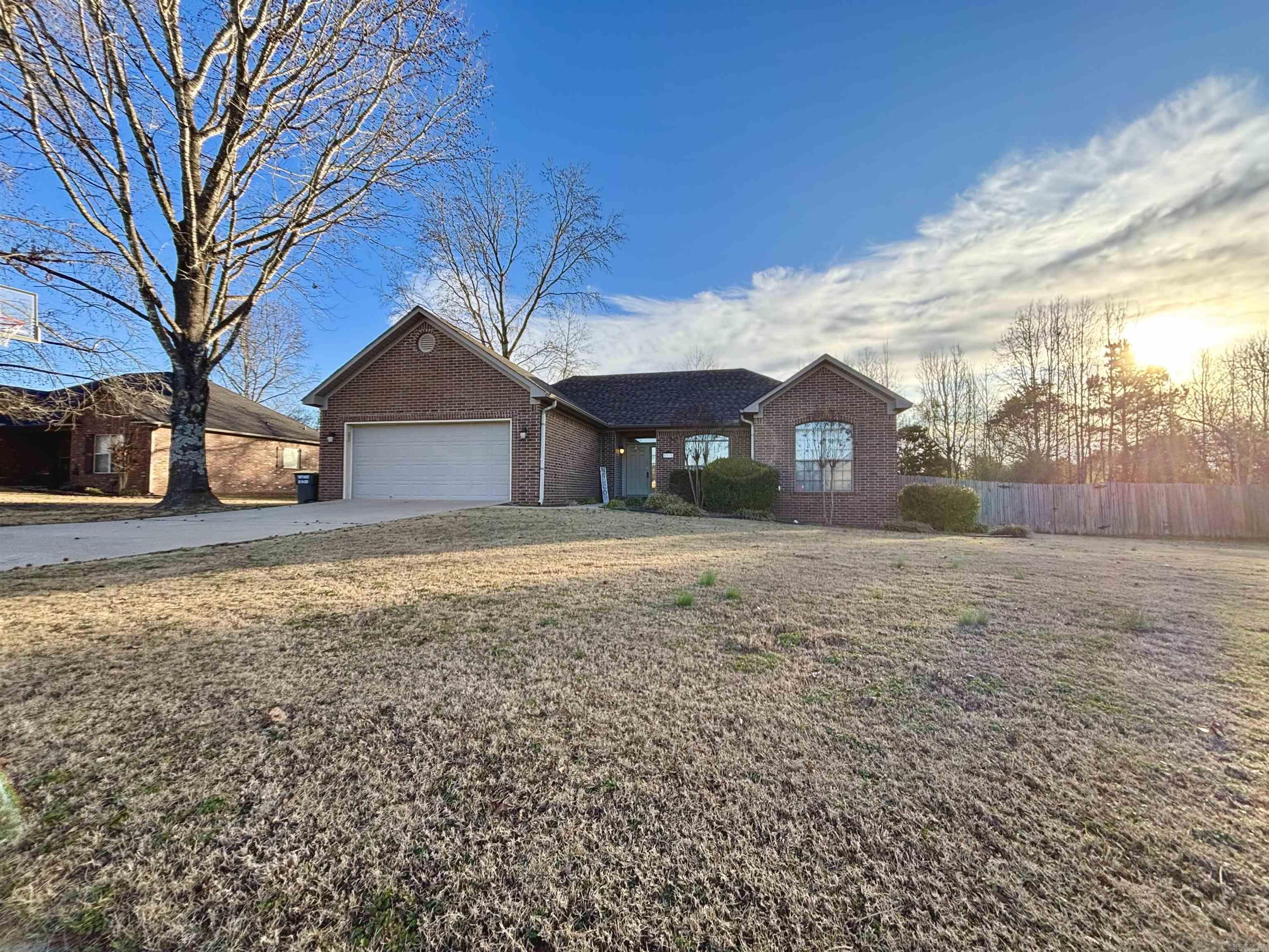 17 Vilsonia Way  Vilonia, AR