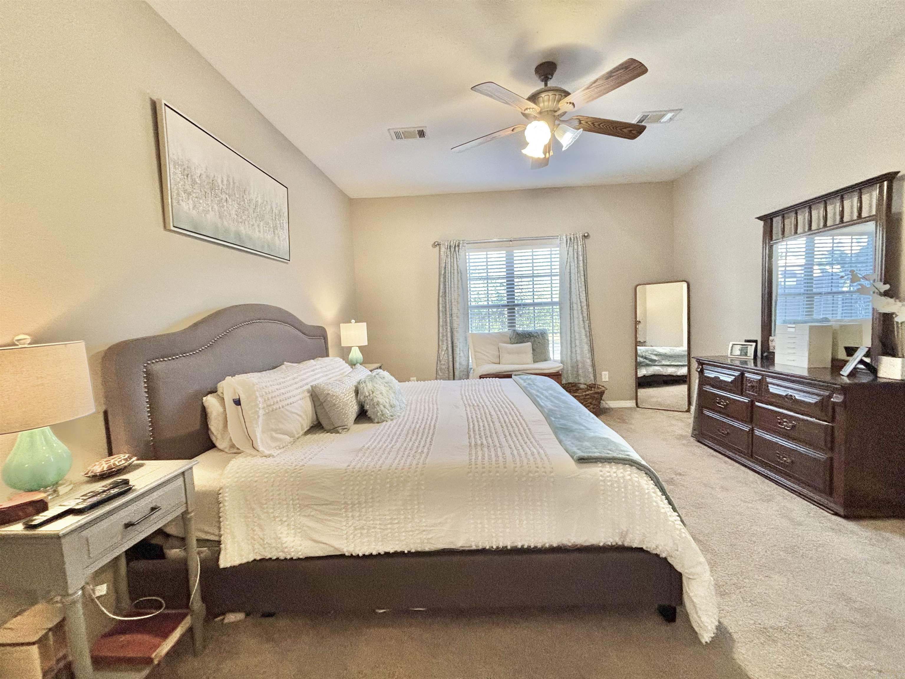 17 Vilsonia Way Vilonia, AR 72173