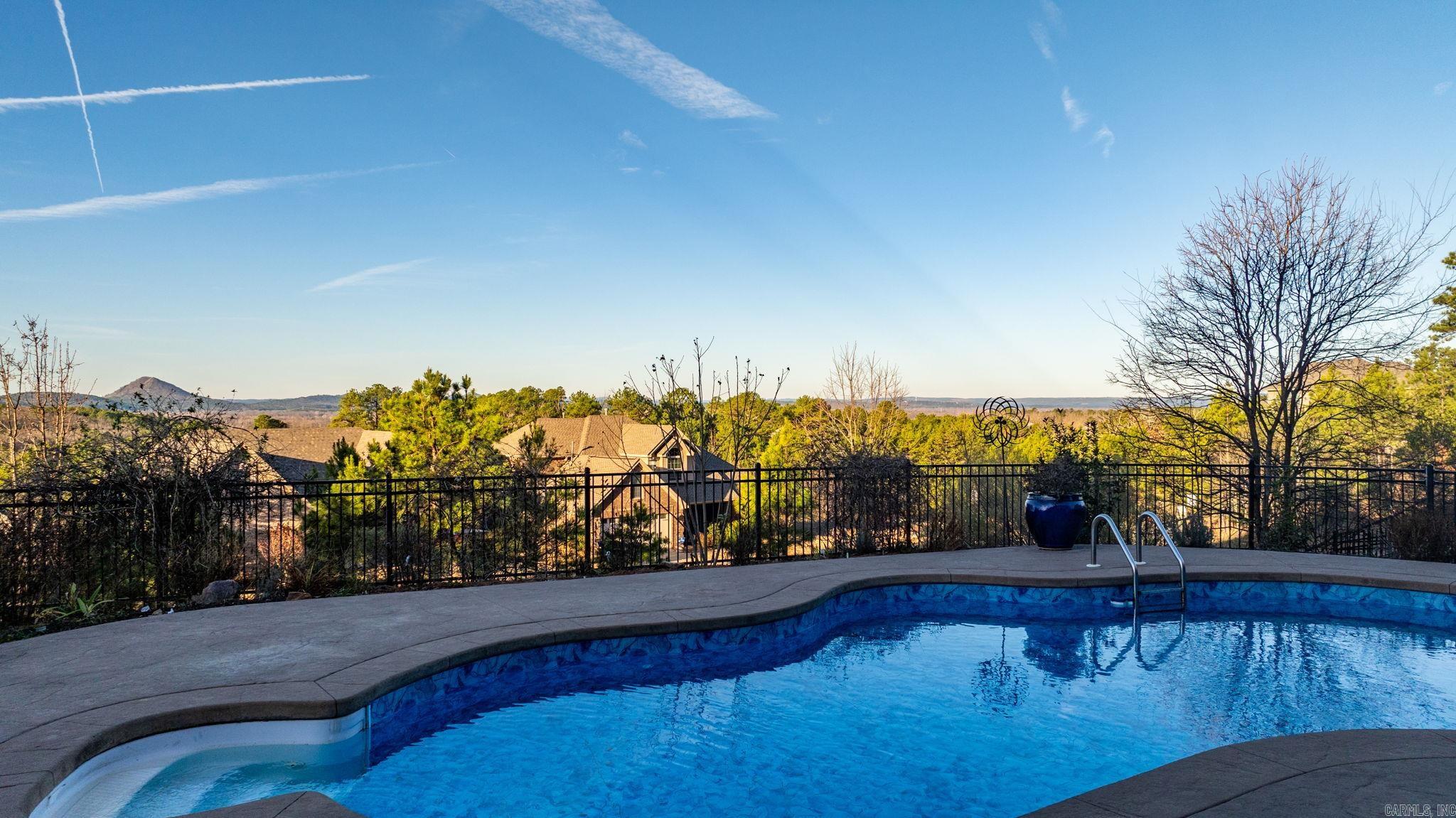 194 Majestic  Maumelle, AR