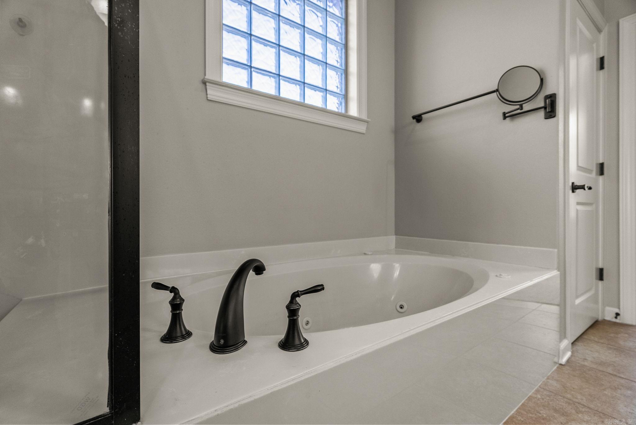 194 Majestic  Maumelle, AR