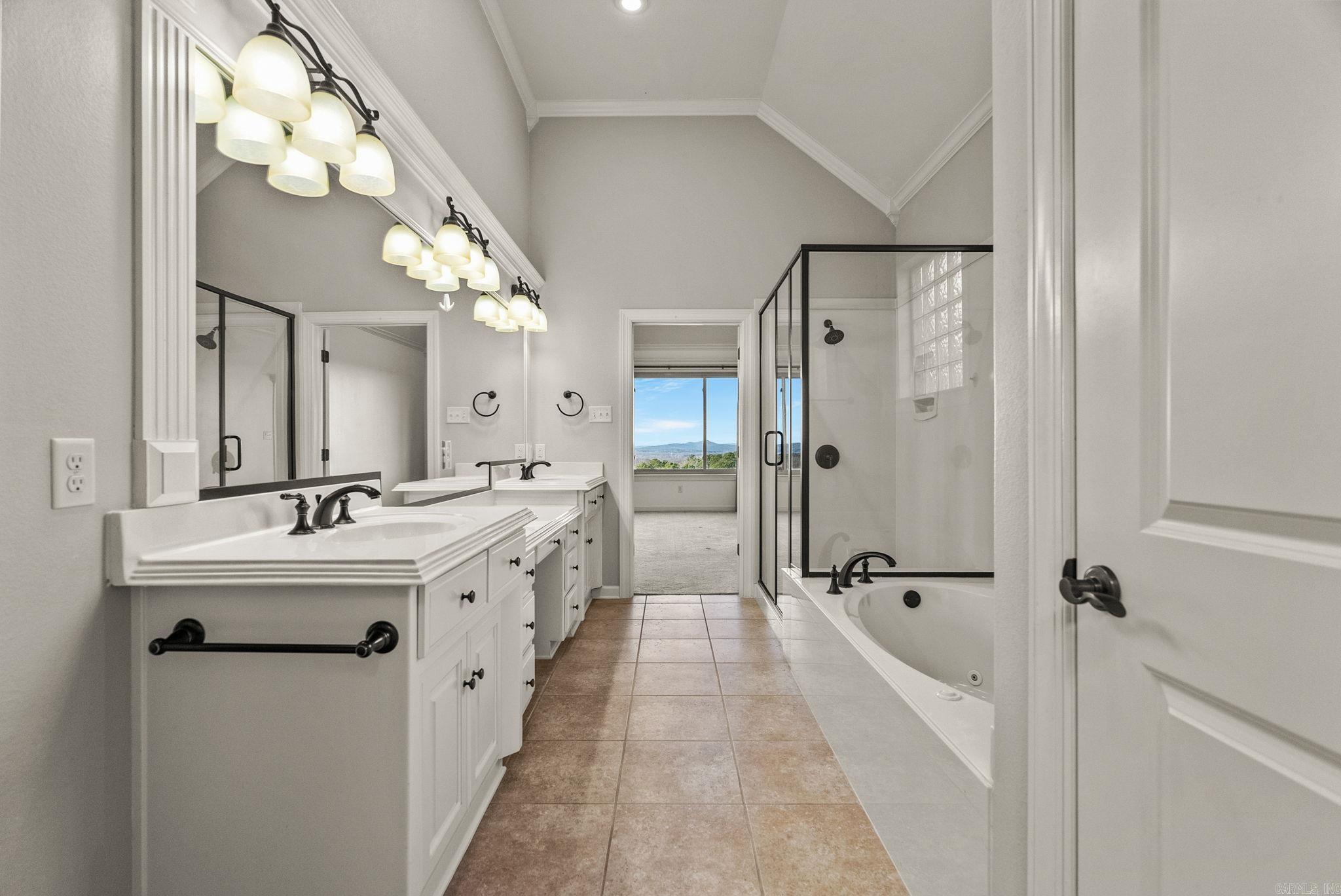 194 Majestic  Maumelle, AR