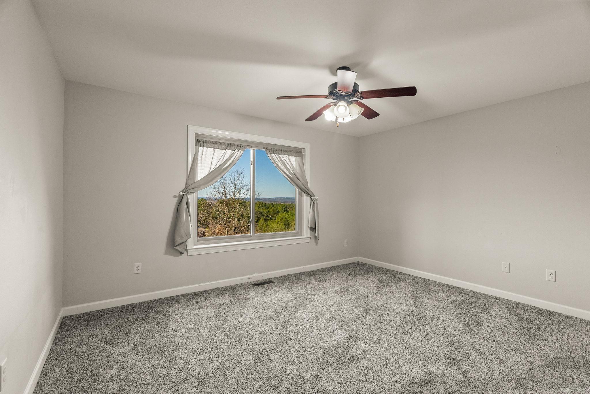 194 Majestic  Maumelle, AR