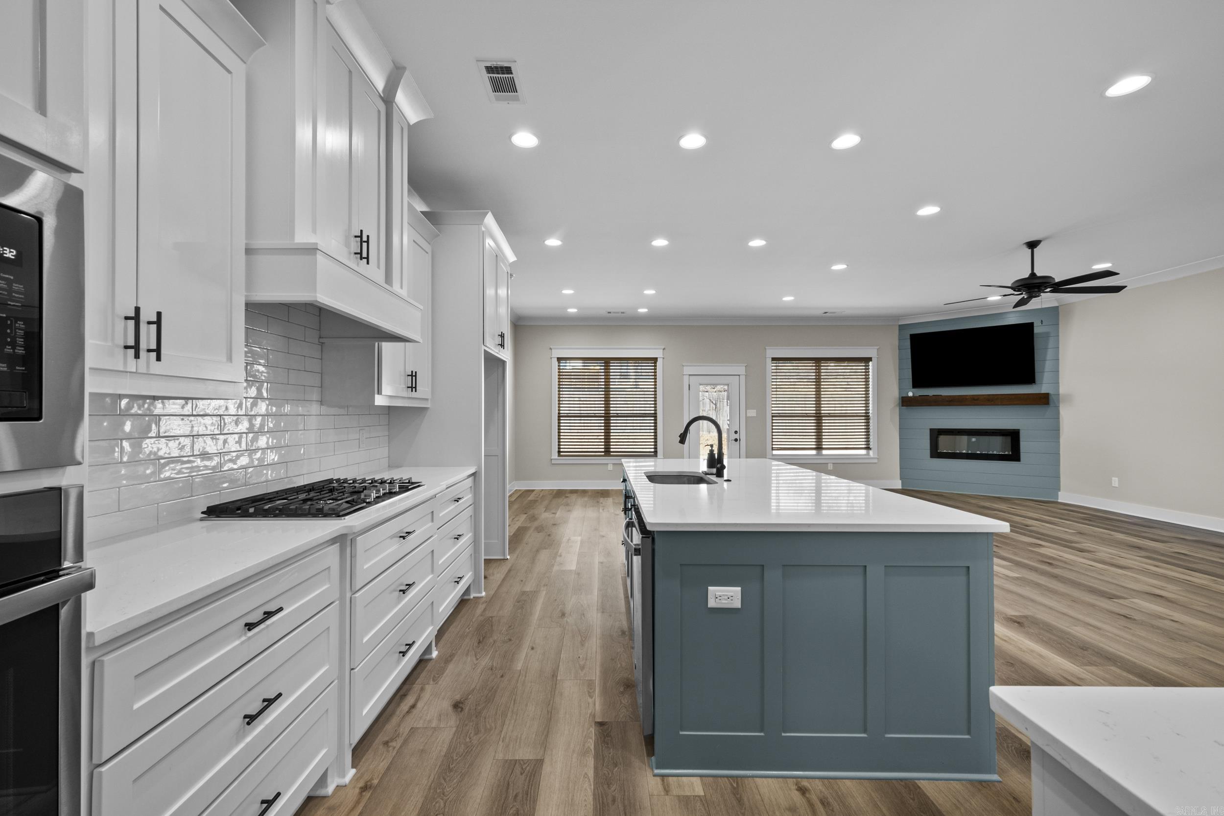 877 Millers Glen  Sherwood, AR