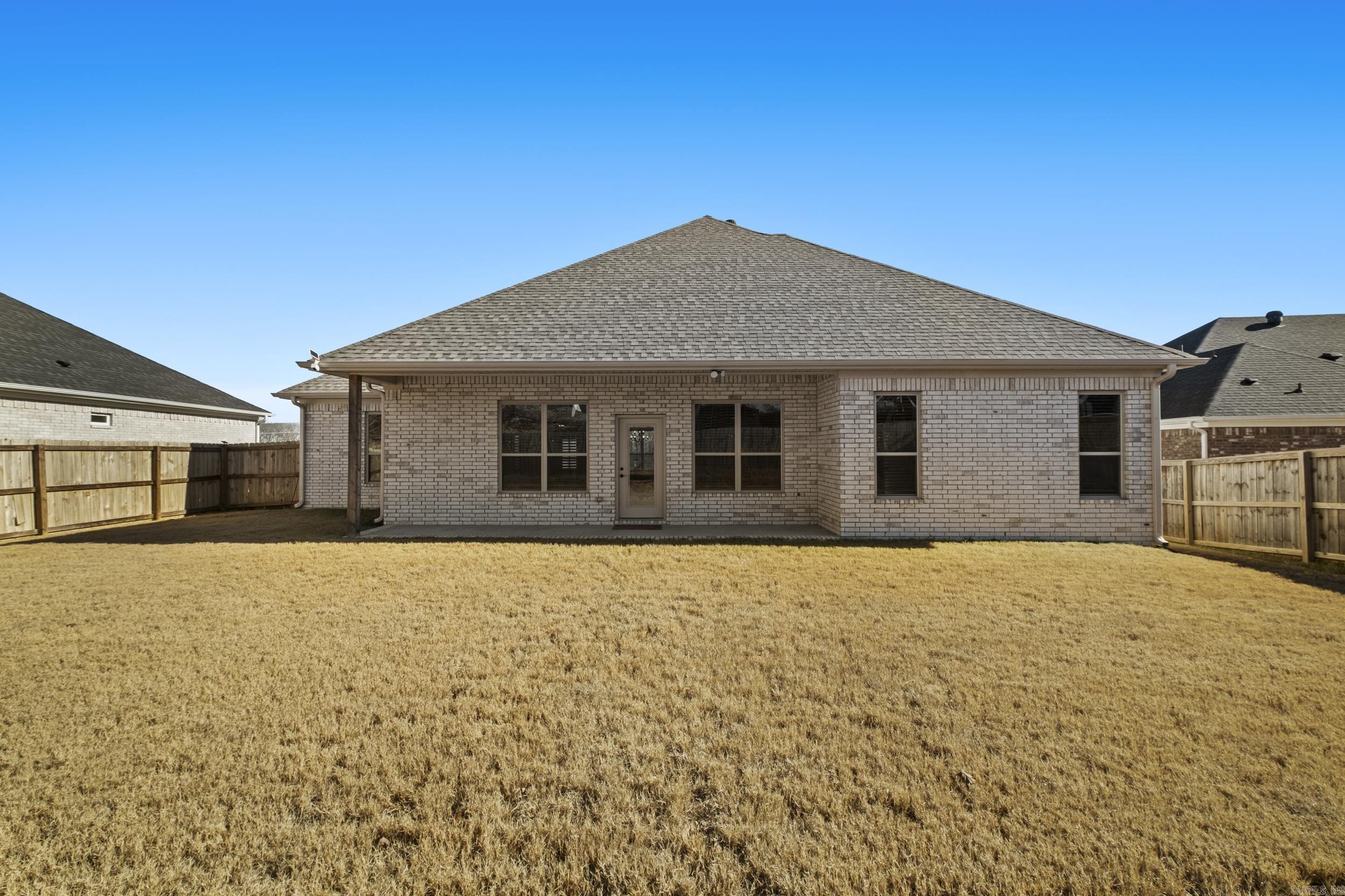 877 Millers Glen  Sherwood, AR