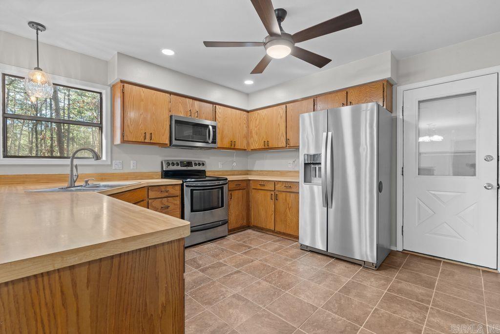 3 Penaranda Lane  Hot Springs Village, AR