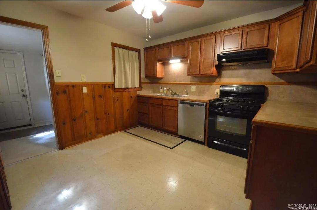 407 W 51st  North Little Rock, AR