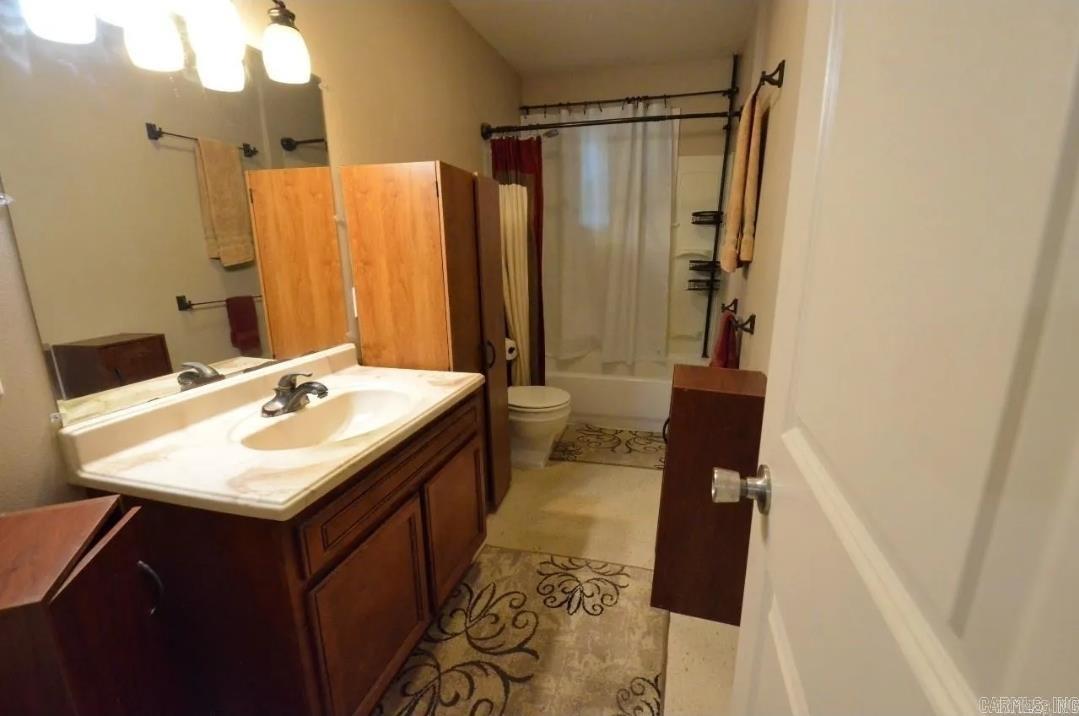 407 W 51st  North Little Rock, AR