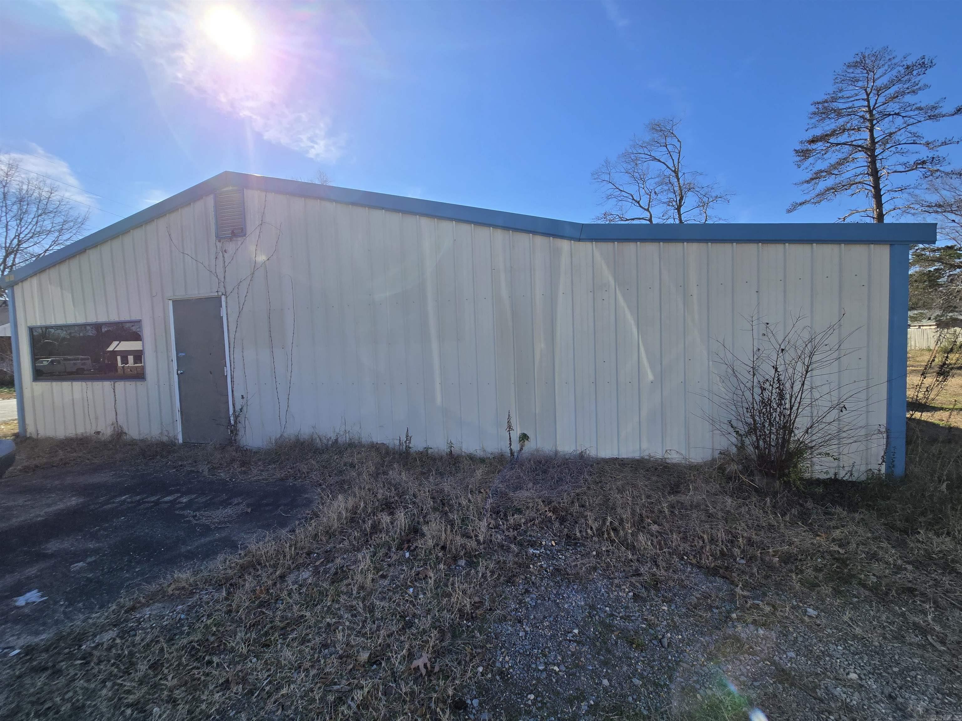 212 Highway 365  Redfield, AR