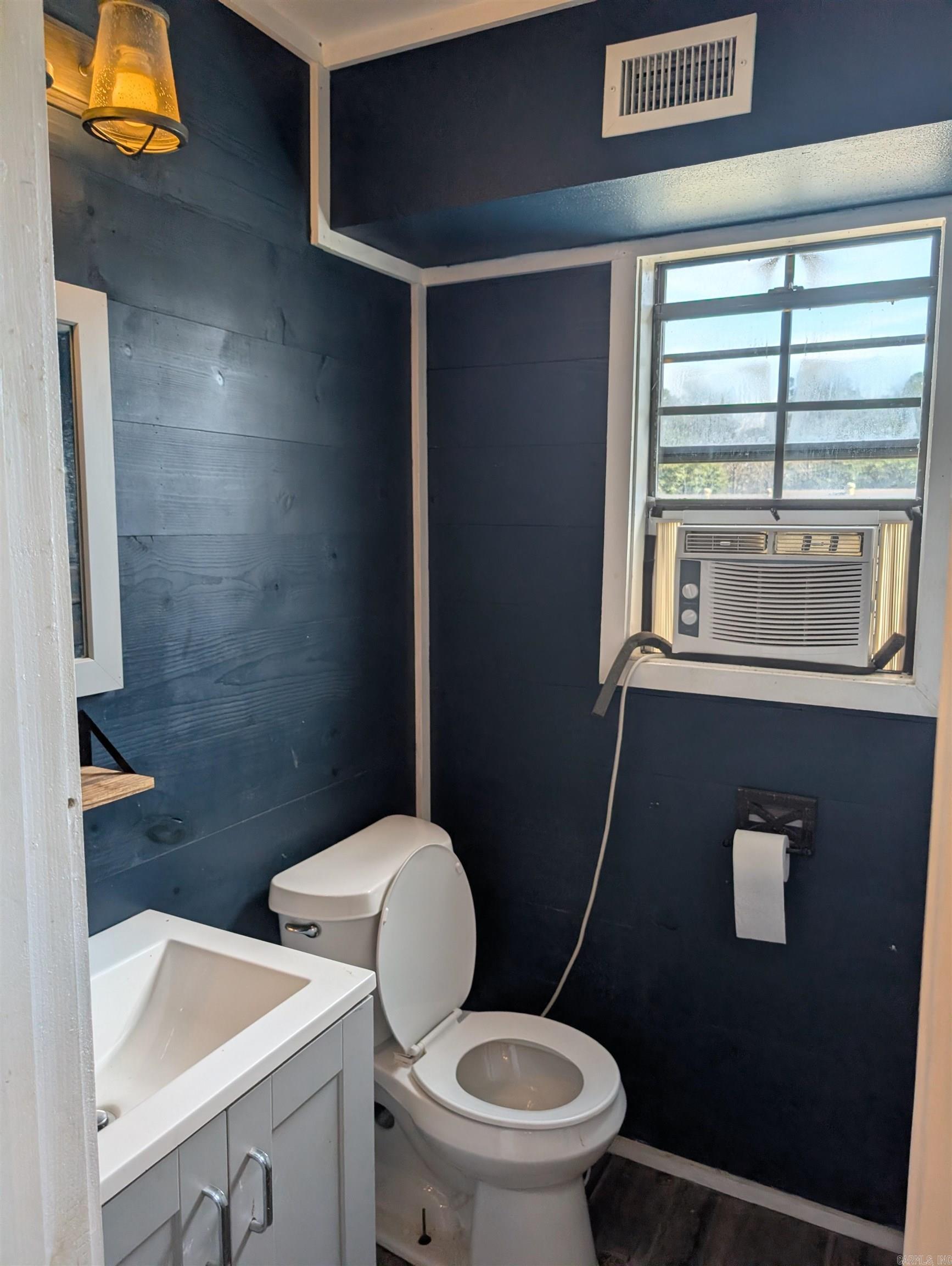 265 Watson St.  Hampton, AR