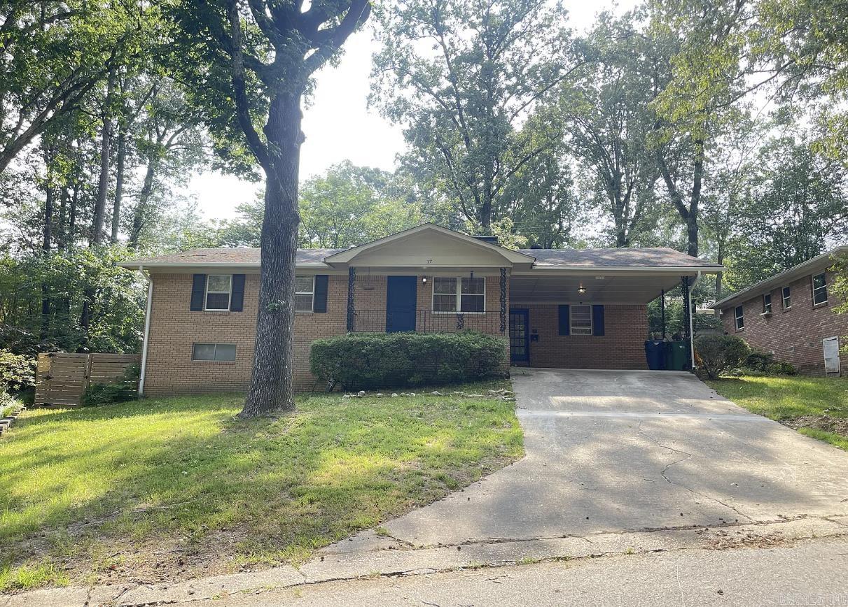 17 Cinderella  Little Rock, AR