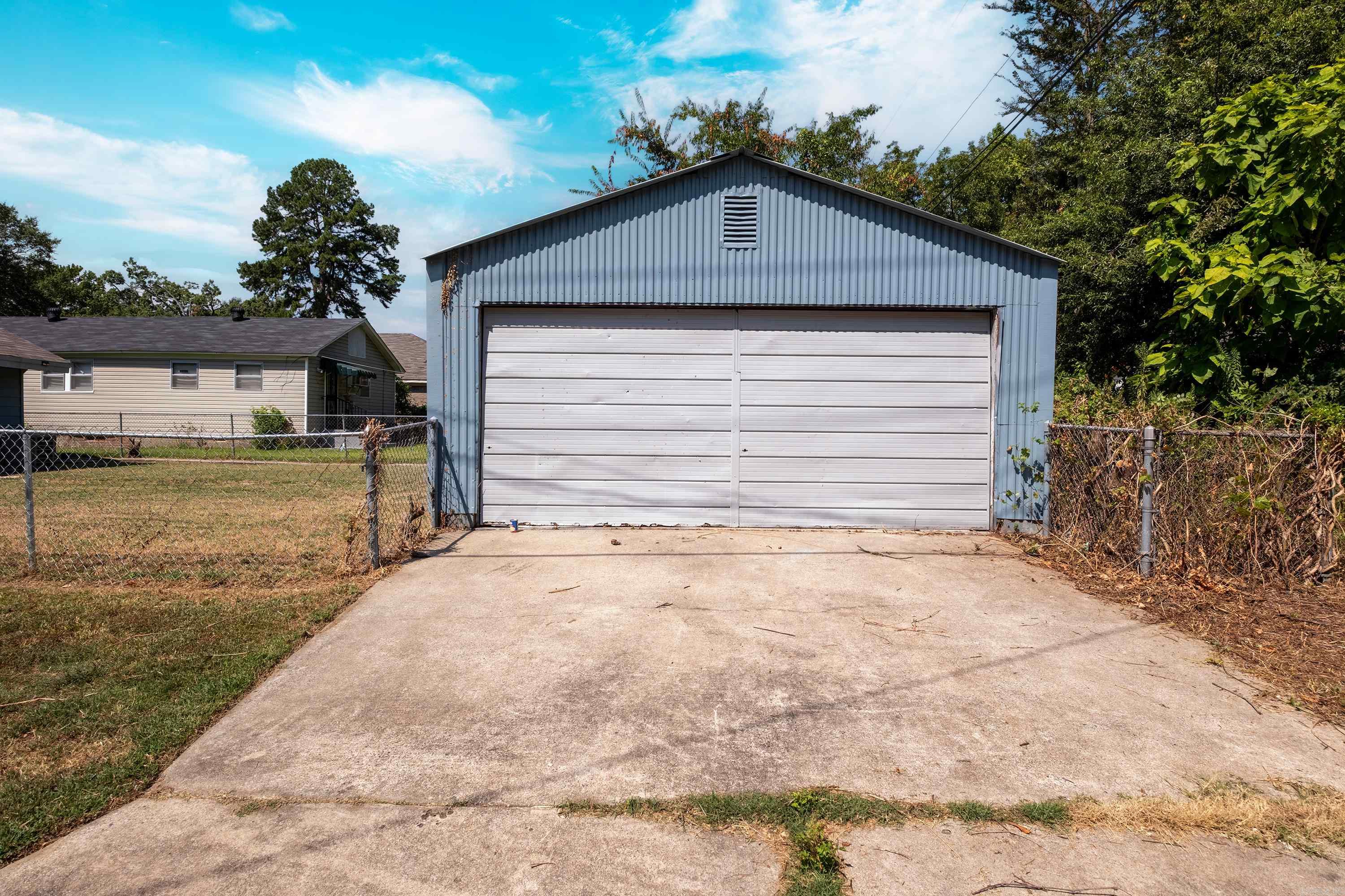 1801 W Long 17th St  North Little Rock, AR