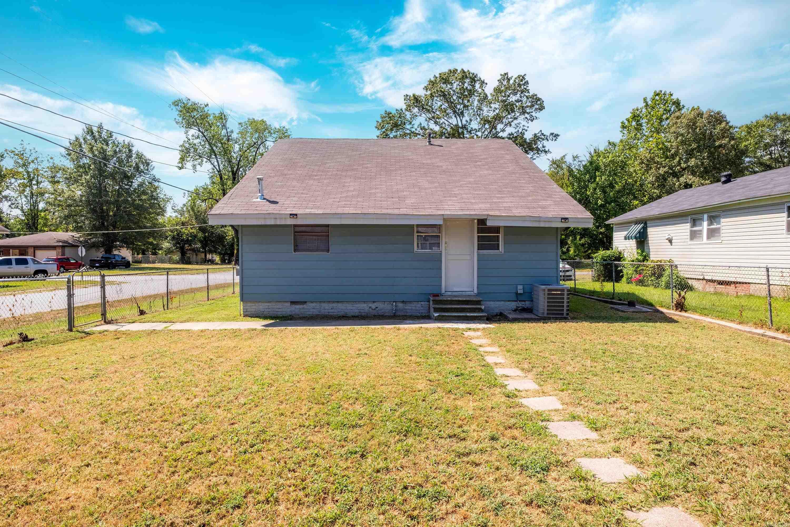 1801 W Long 17th St  North Little Rock, AR